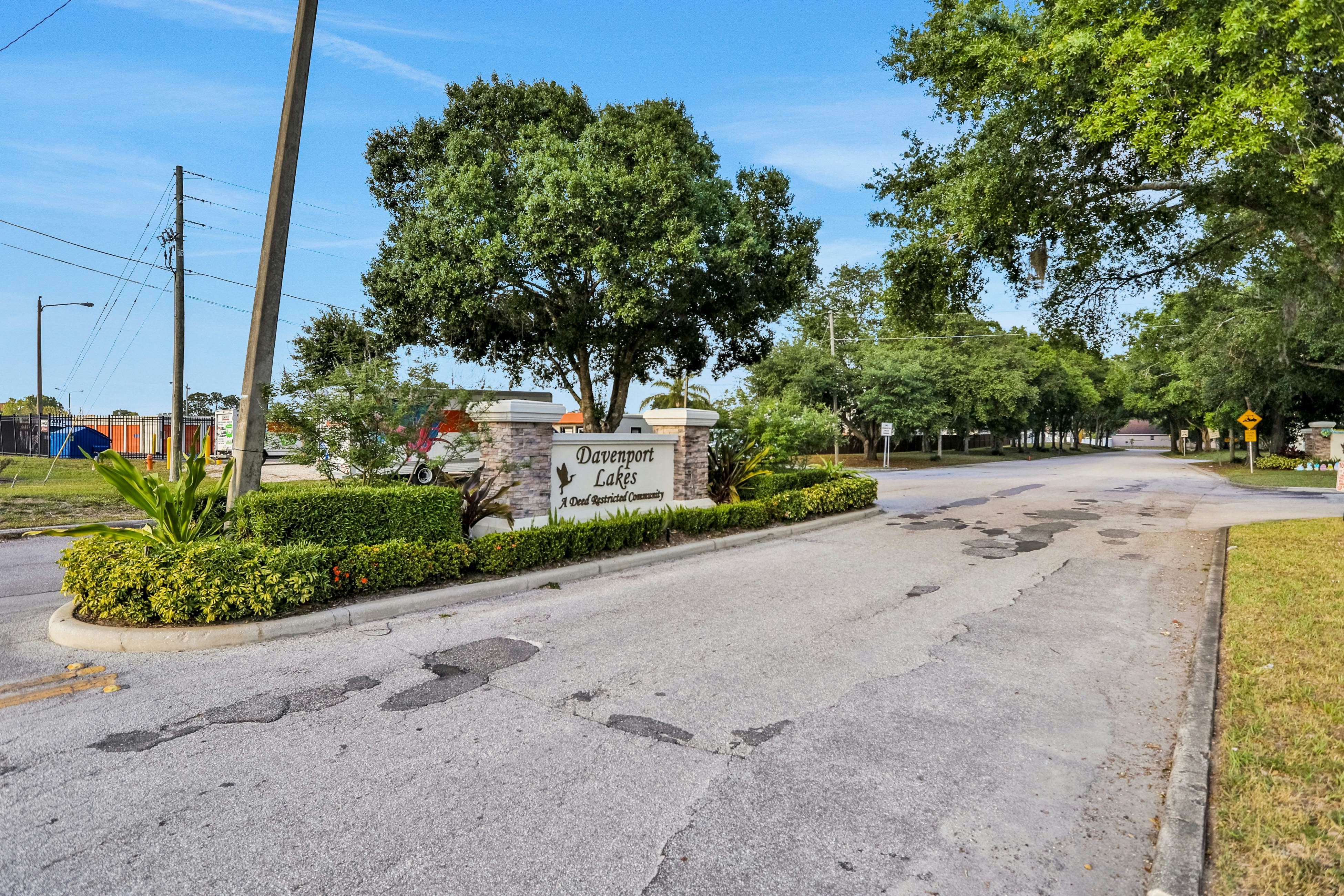 Living on Lake Davenport Blvd 