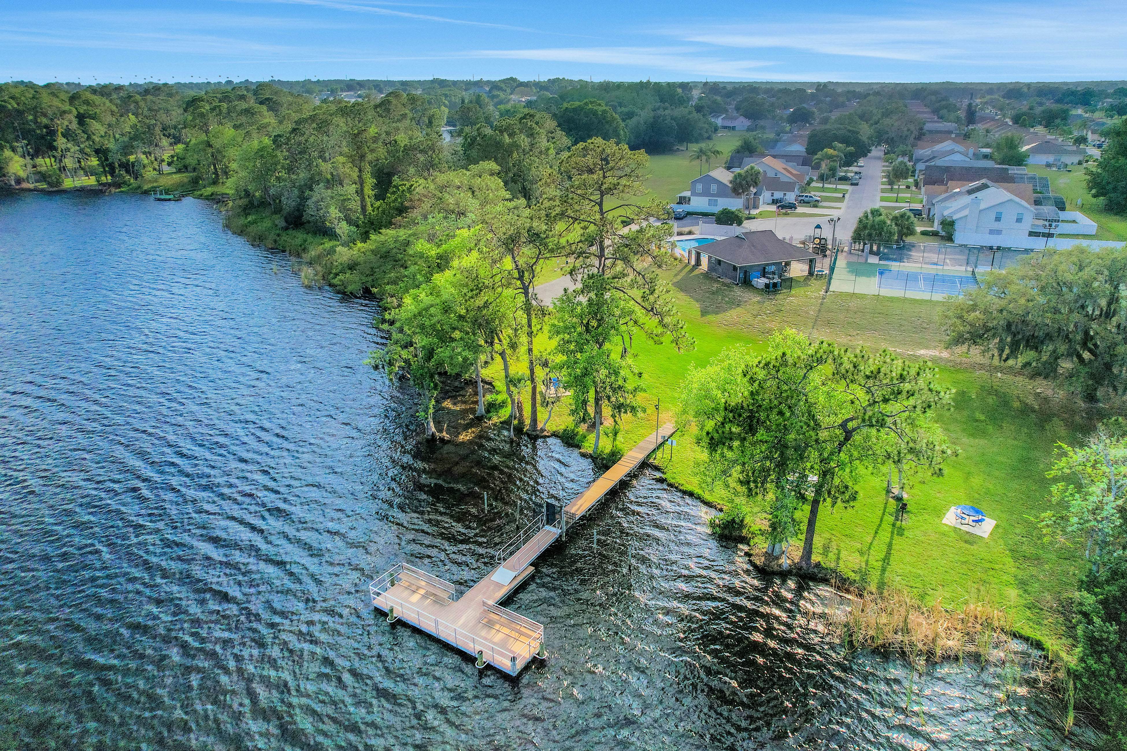 Living on Lake Davenport Blvd 