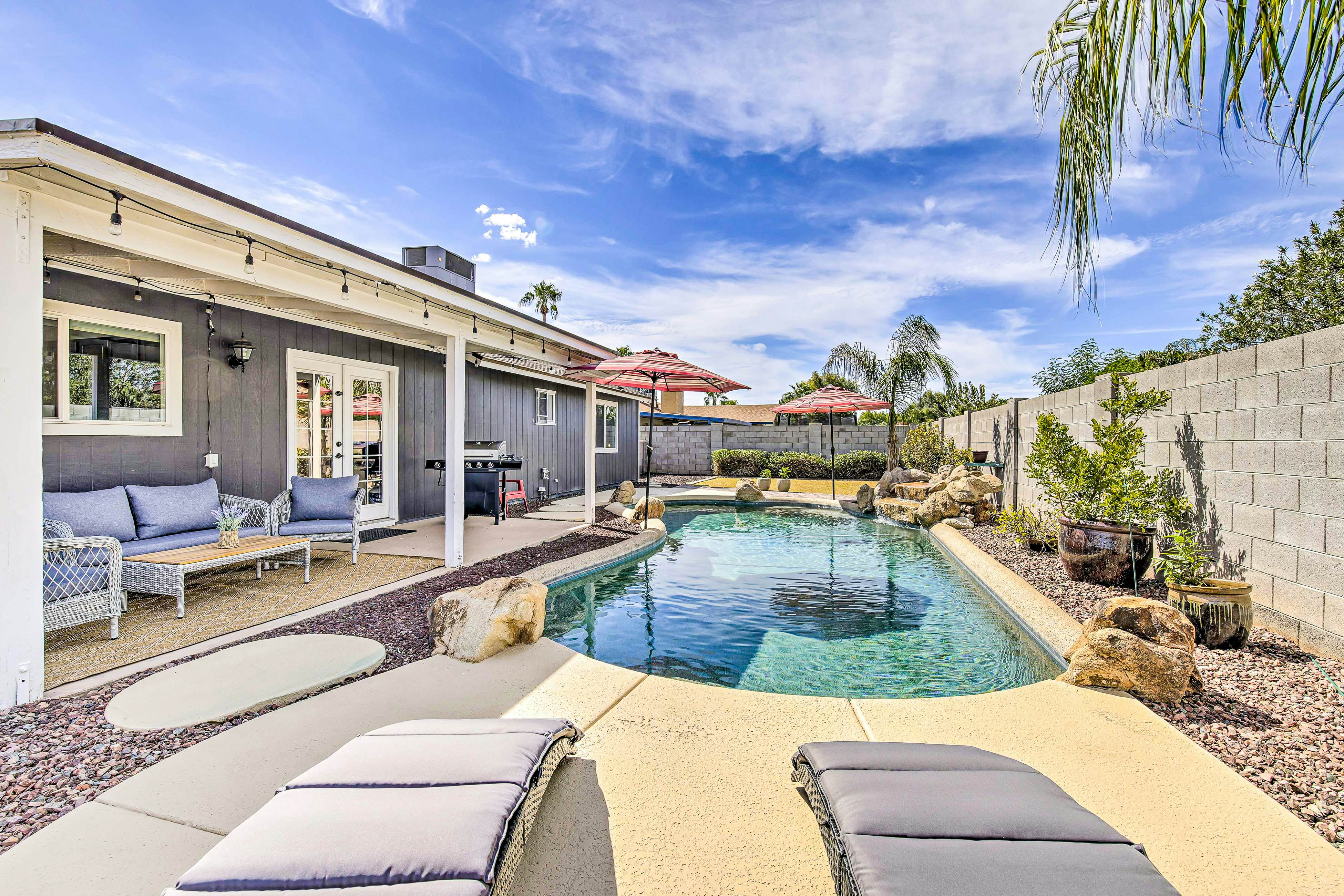 Sweet Desert Retreat