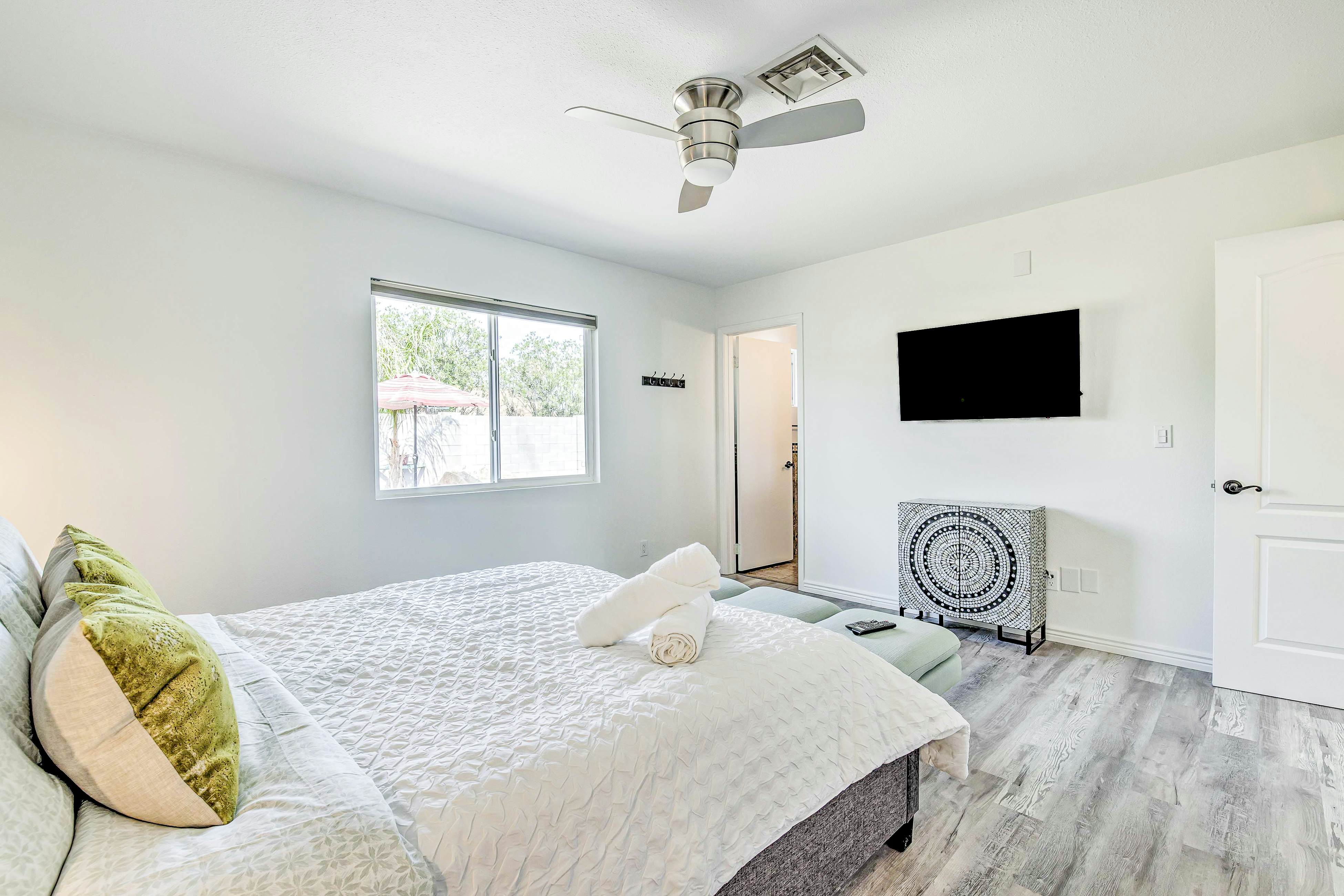 Sweet Desert Retreat