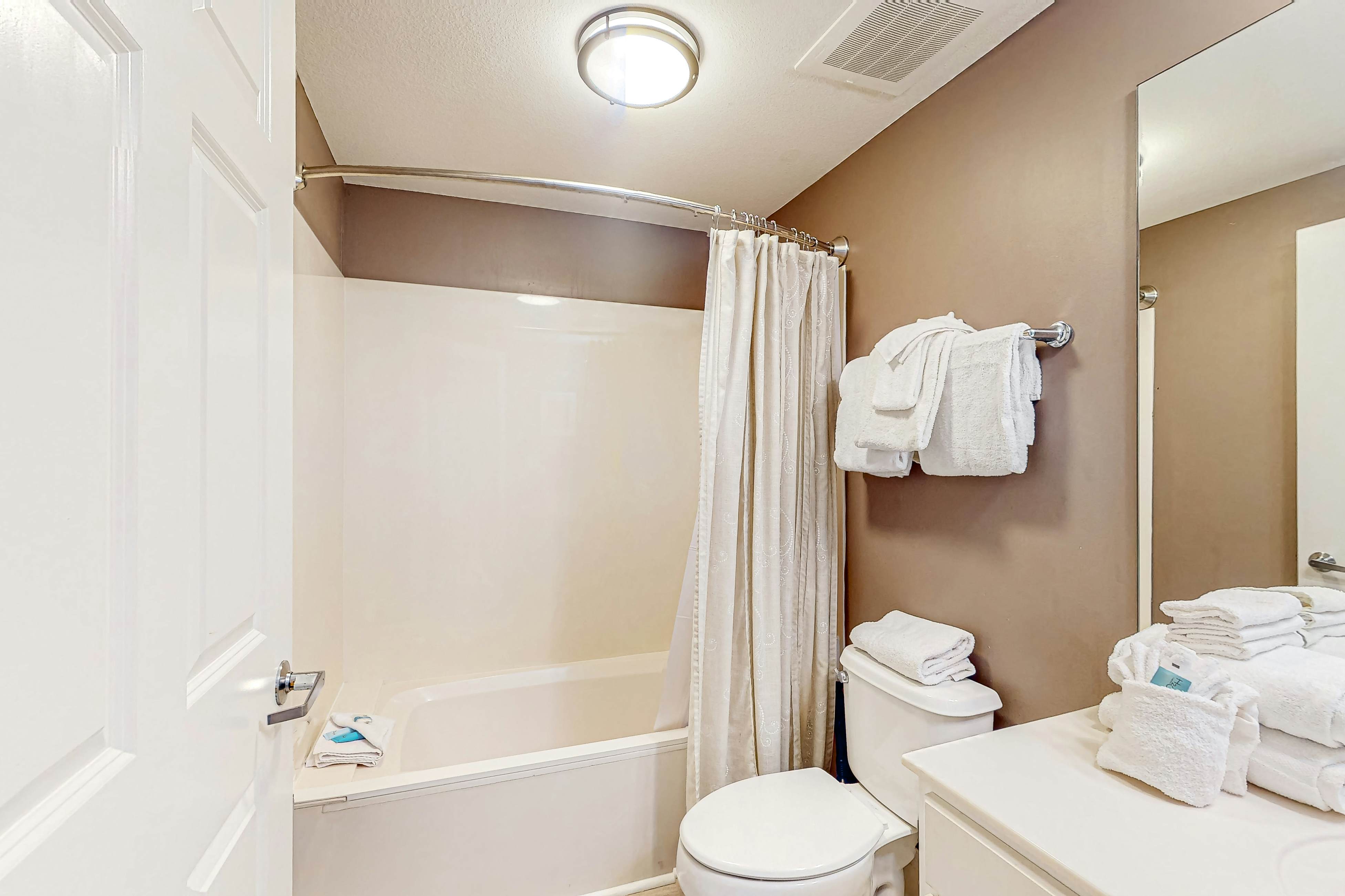 Sunrise Beach 2308 - Beachfront Condo