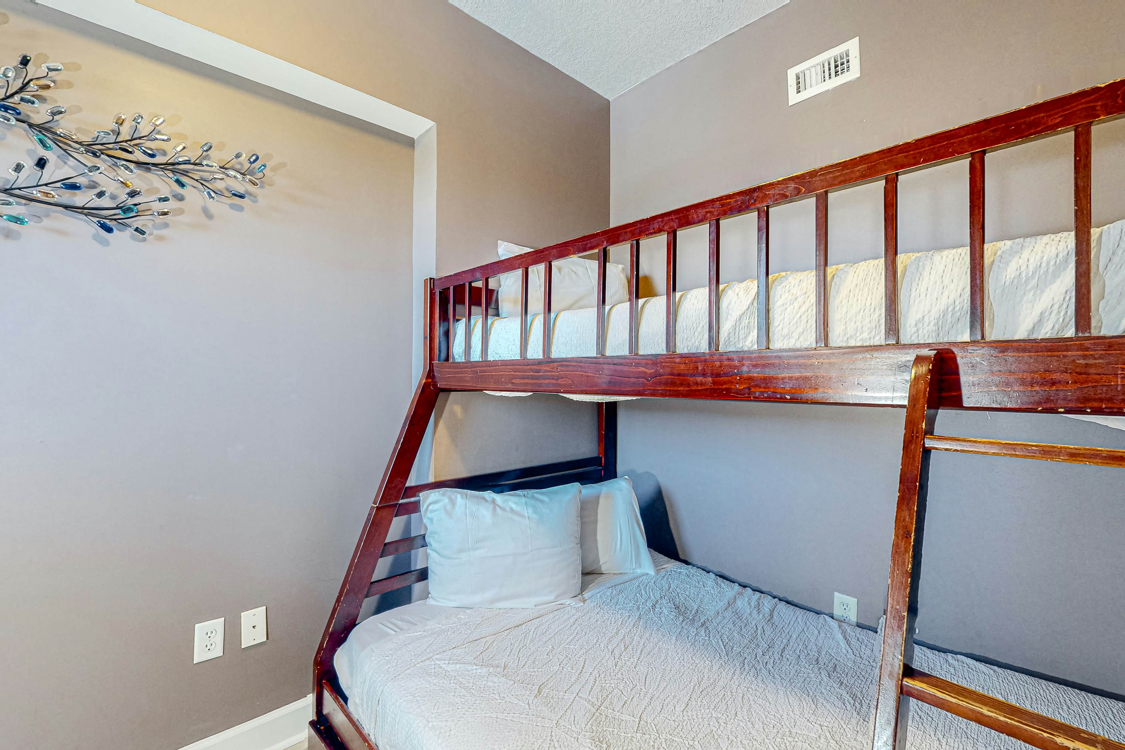 Sunrise Beach 2308 - Beachfront Condo