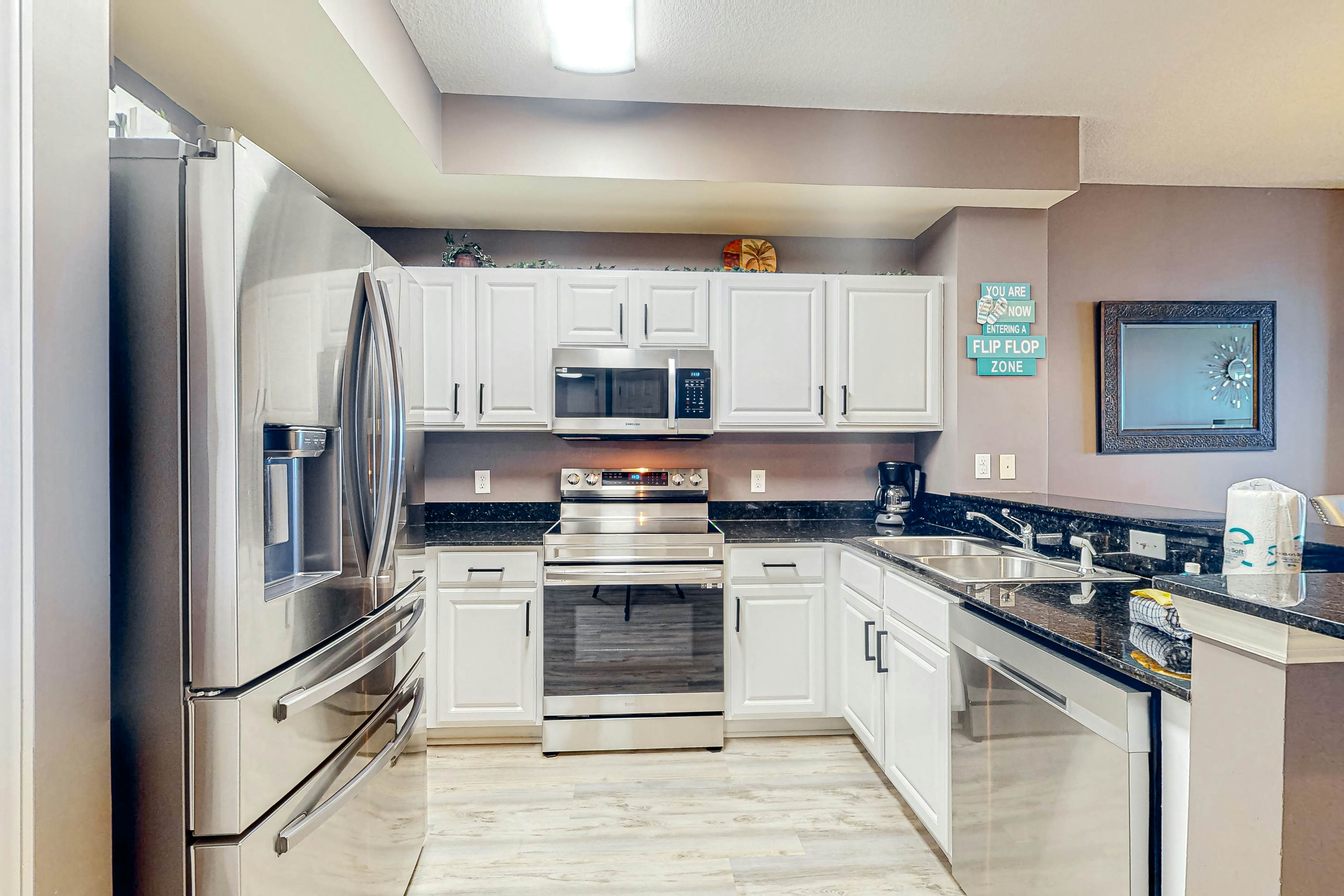 Sunrise Beach 2308 - Beachfront Condo