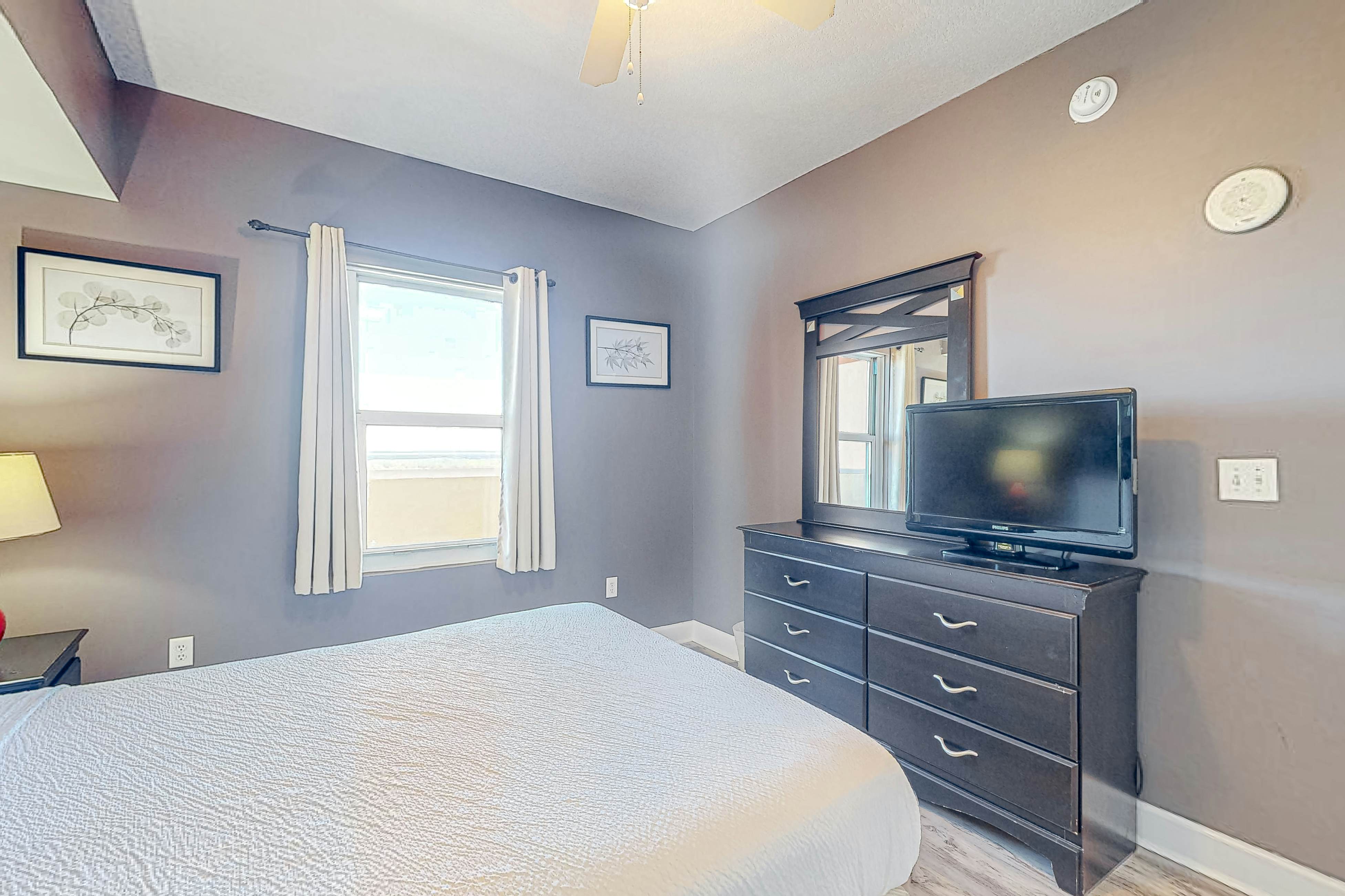 Sunrise Beach 2308 - Beachfront Condo