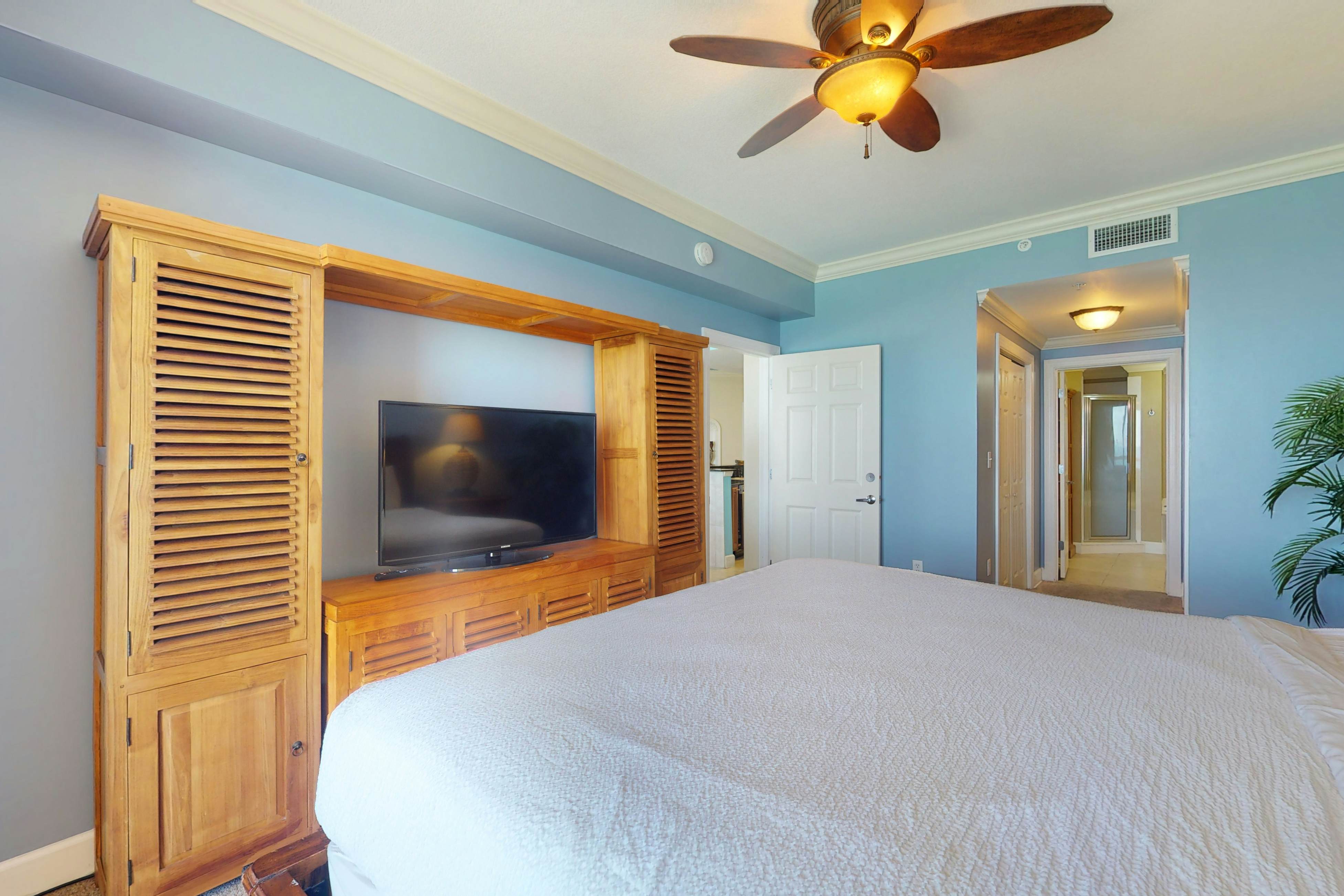 Sunrise Beach 1711 - Beachfront Condo