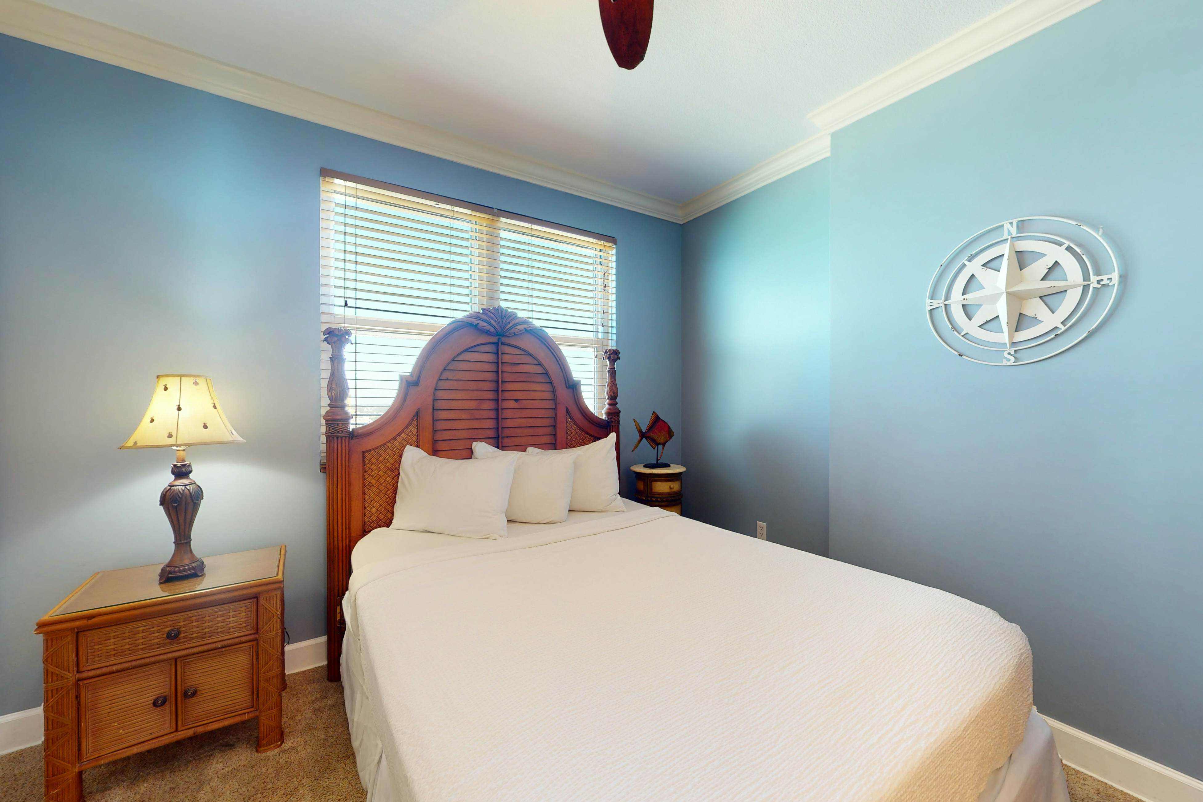 Sunrise Beach 1711 - Beachfront Condo