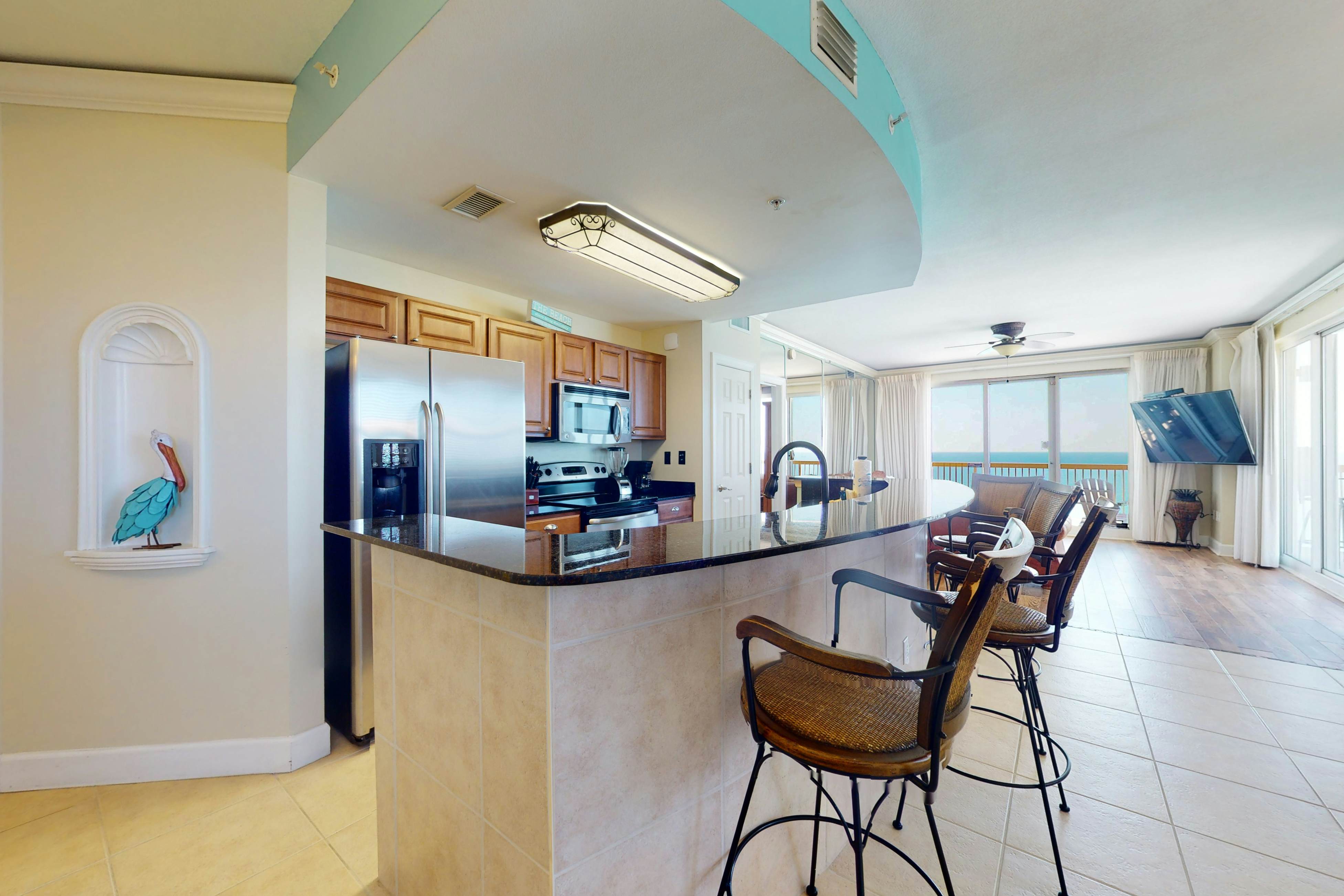 Sunrise Beach 1711 - Beachfront Condo