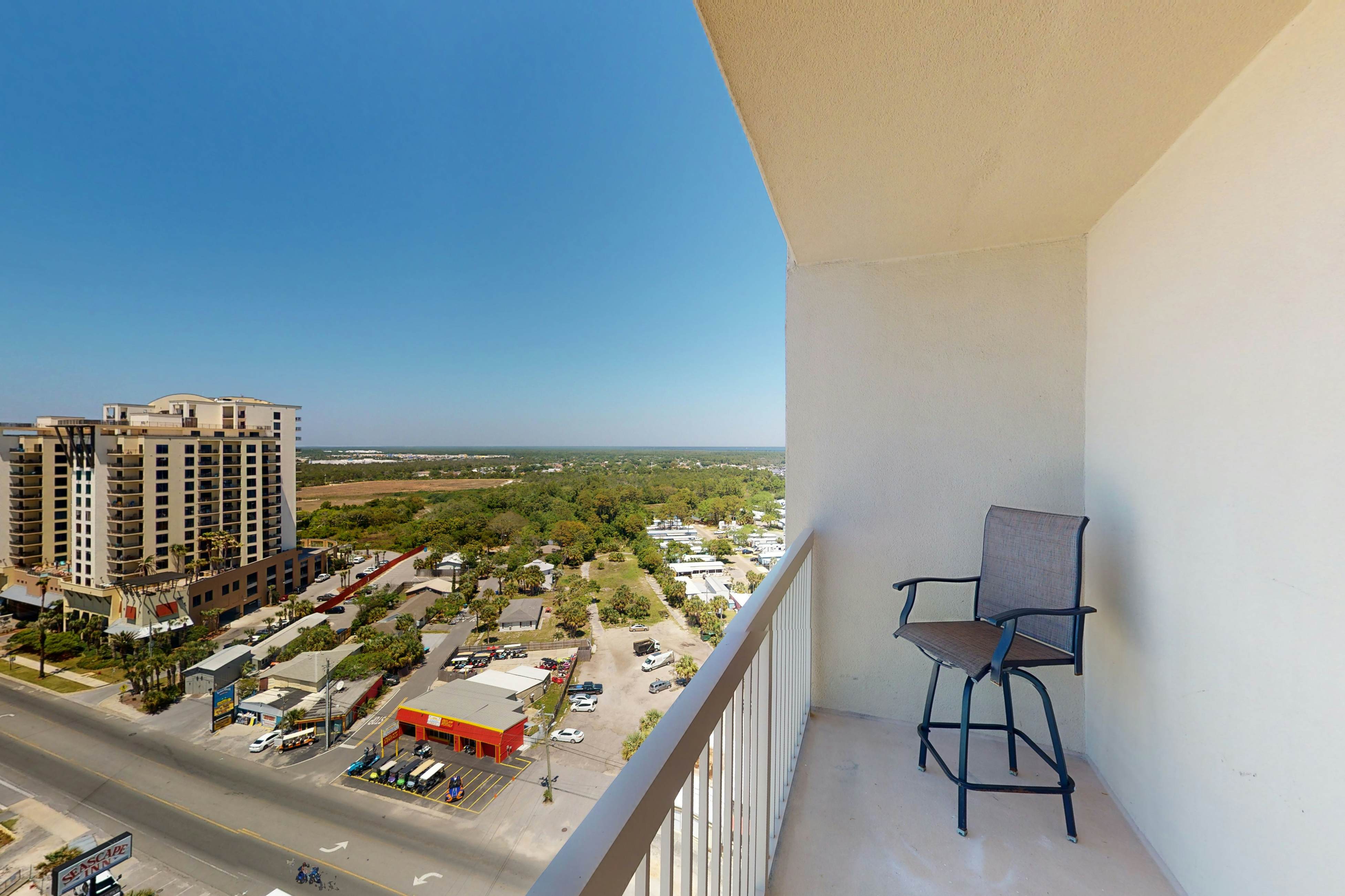 Sunrise Beach 1711 - Beachfront Condo