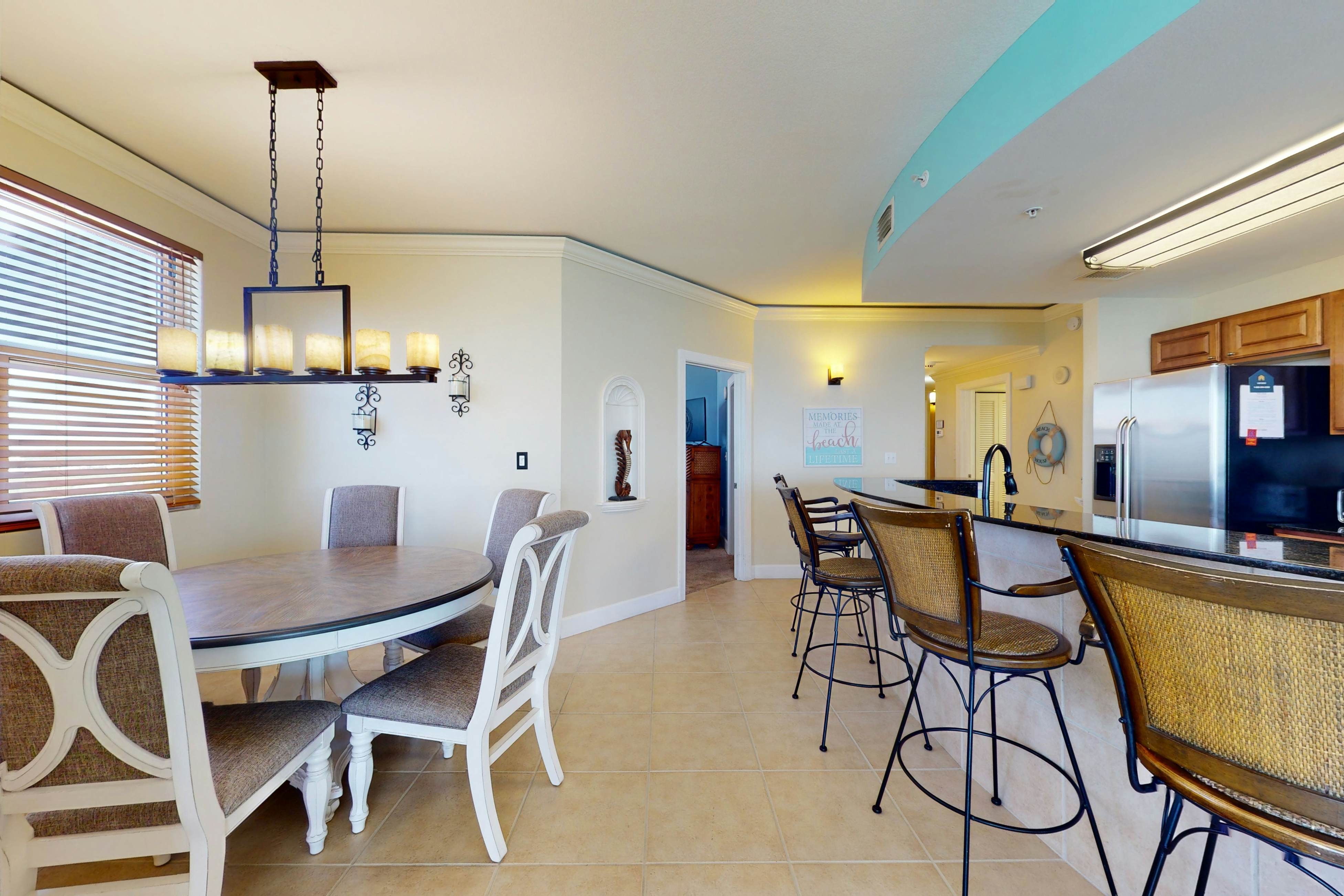 Sunrise Beach 1711 - Beachfront Condo