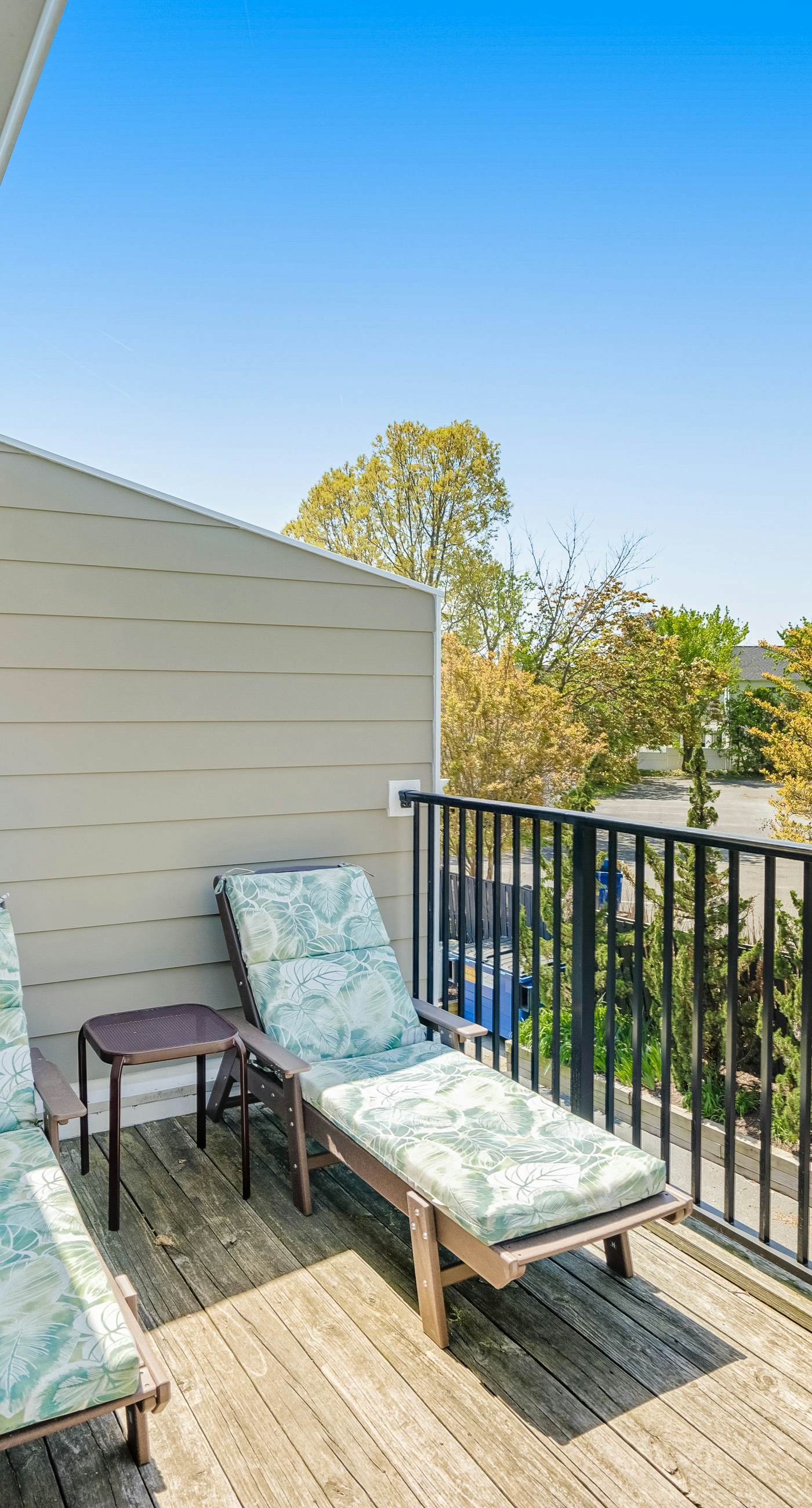 Scarborough Village - 245 Country Club Dr, Unit #608