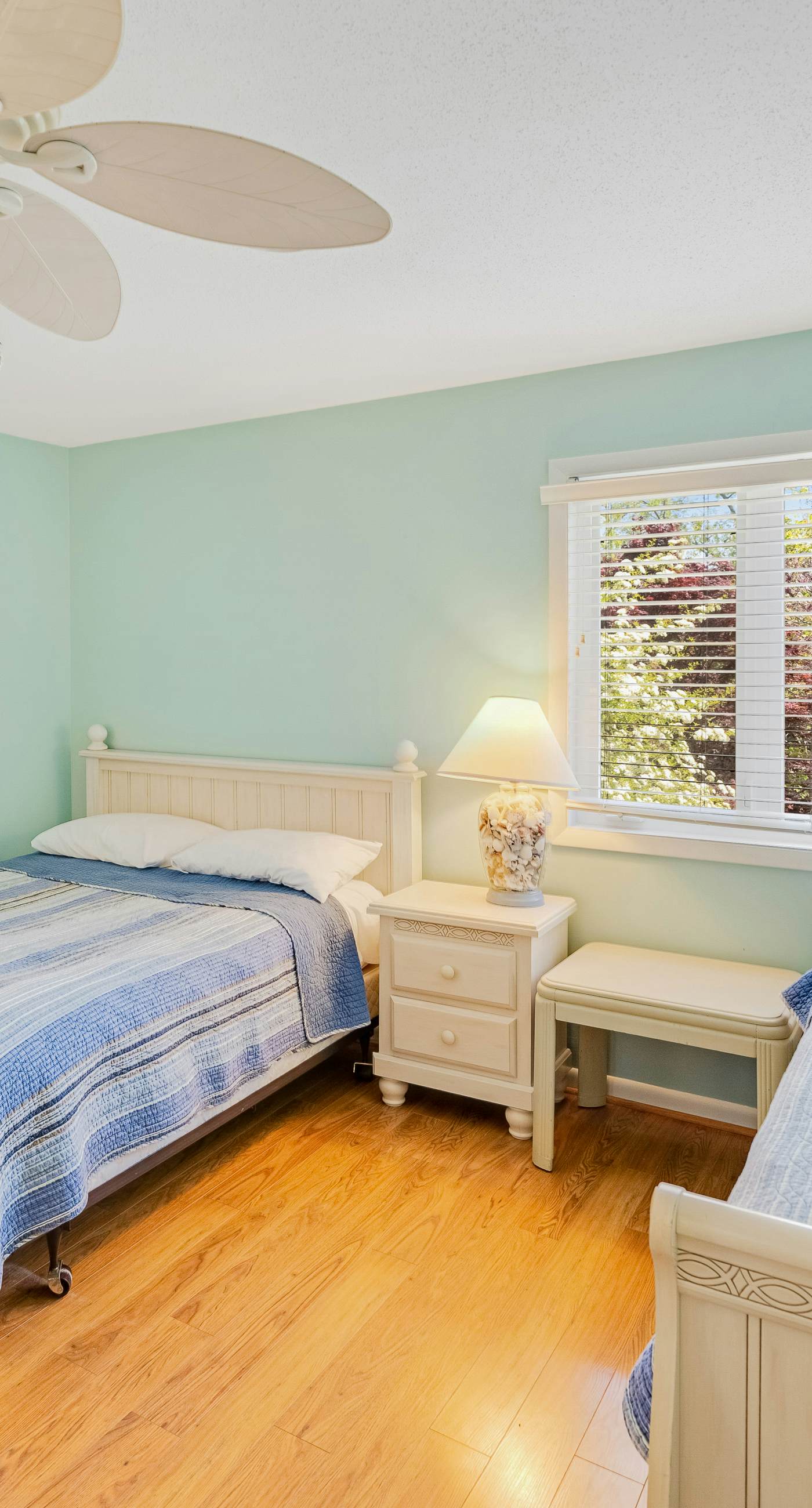 Scarborough Village - 245 Country Club Dr, Unit #608