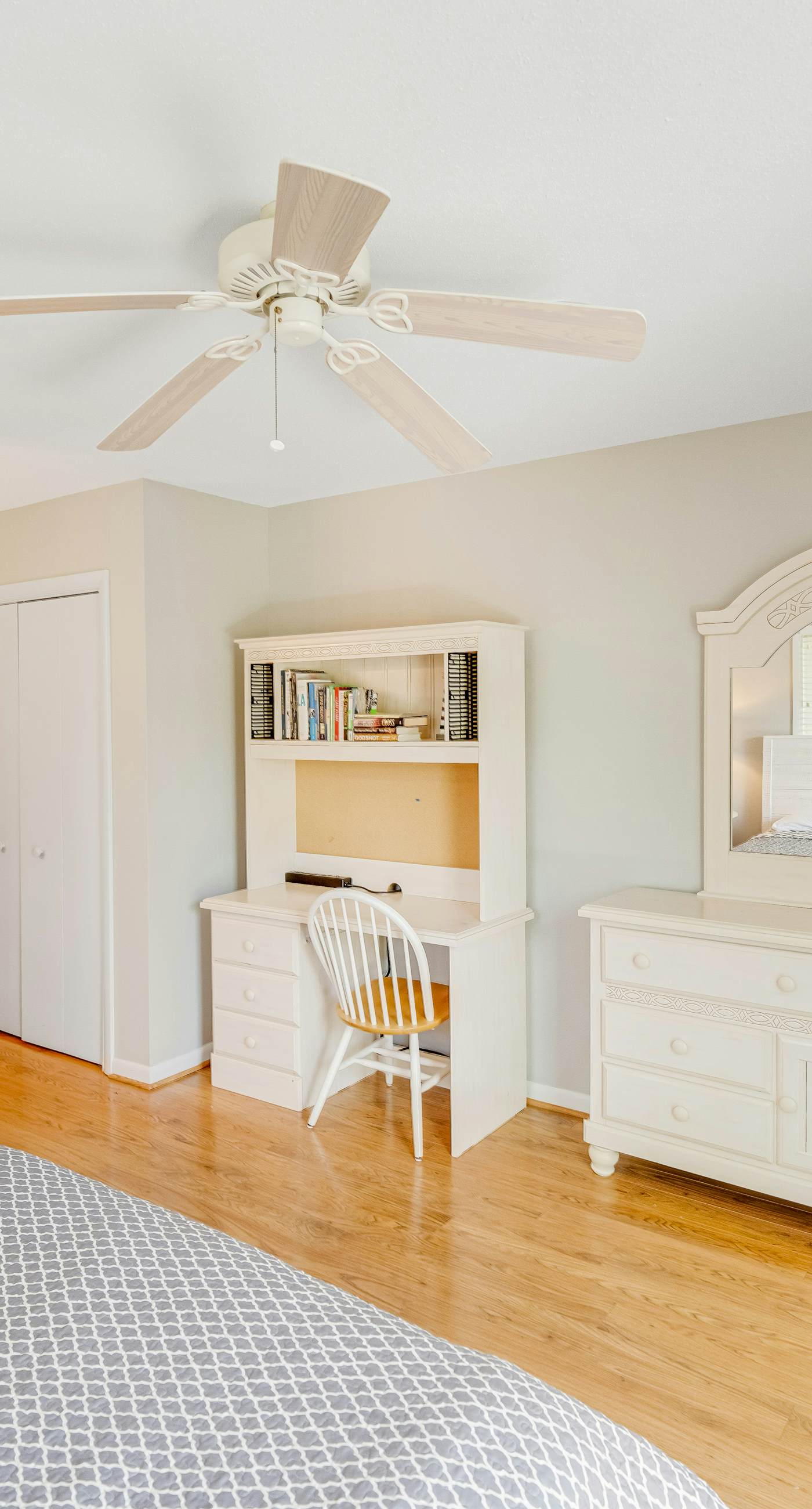 Scarborough Village - 245 Country Club Dr, Unit #608