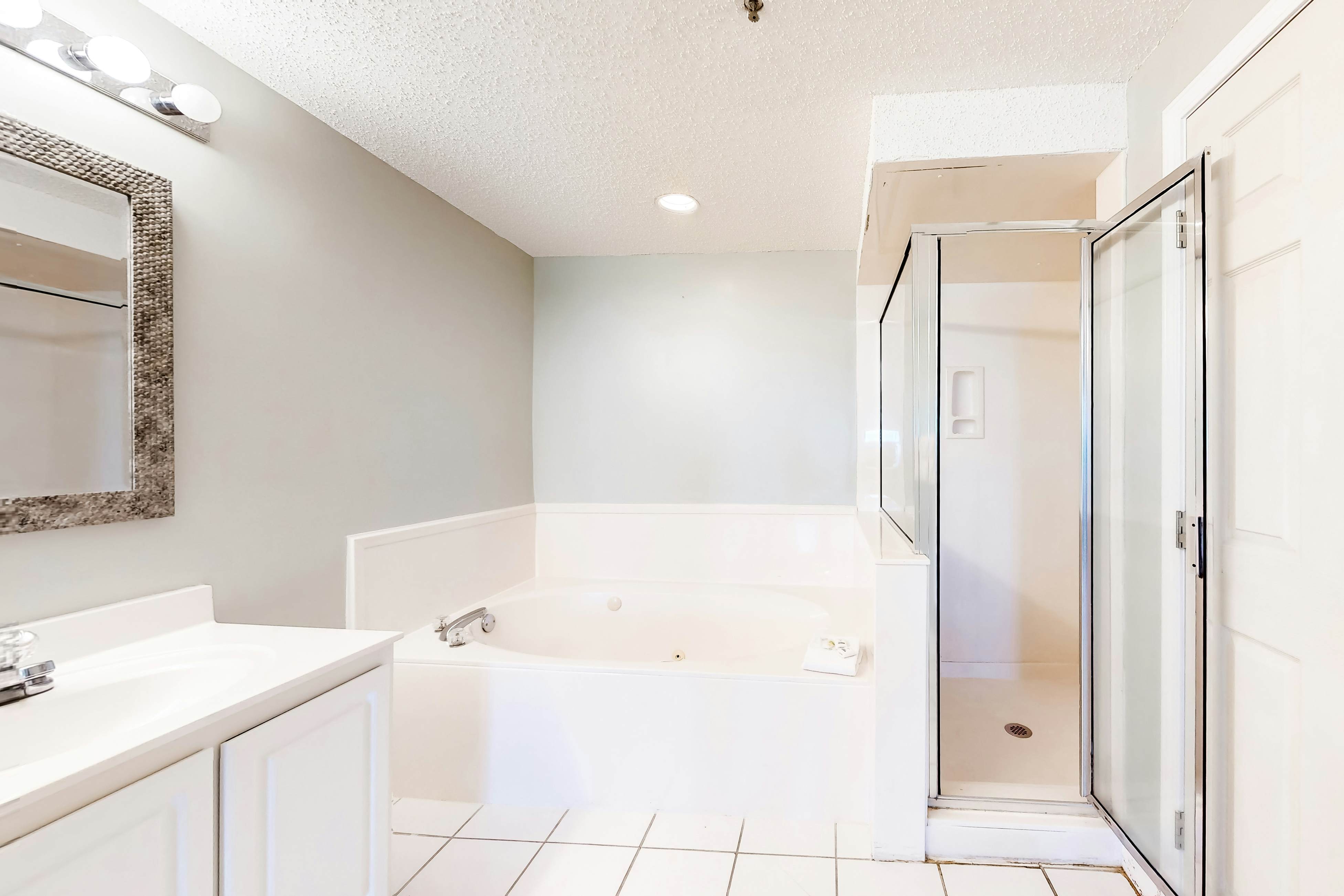 The Enclave 801 3 BD Orange Beach, AL Vacation Rental Vacasa