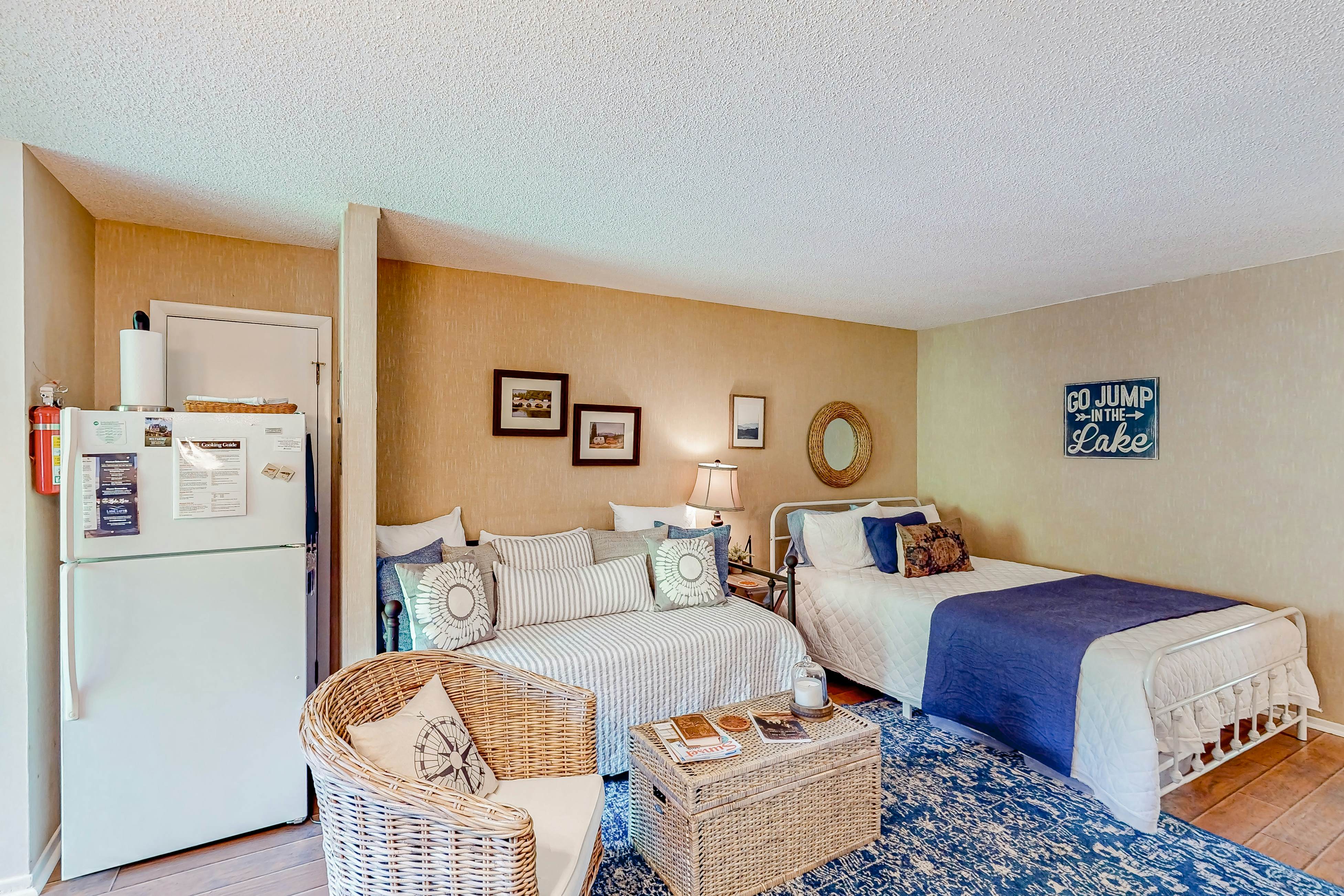 Apple Valley Treetop Villa