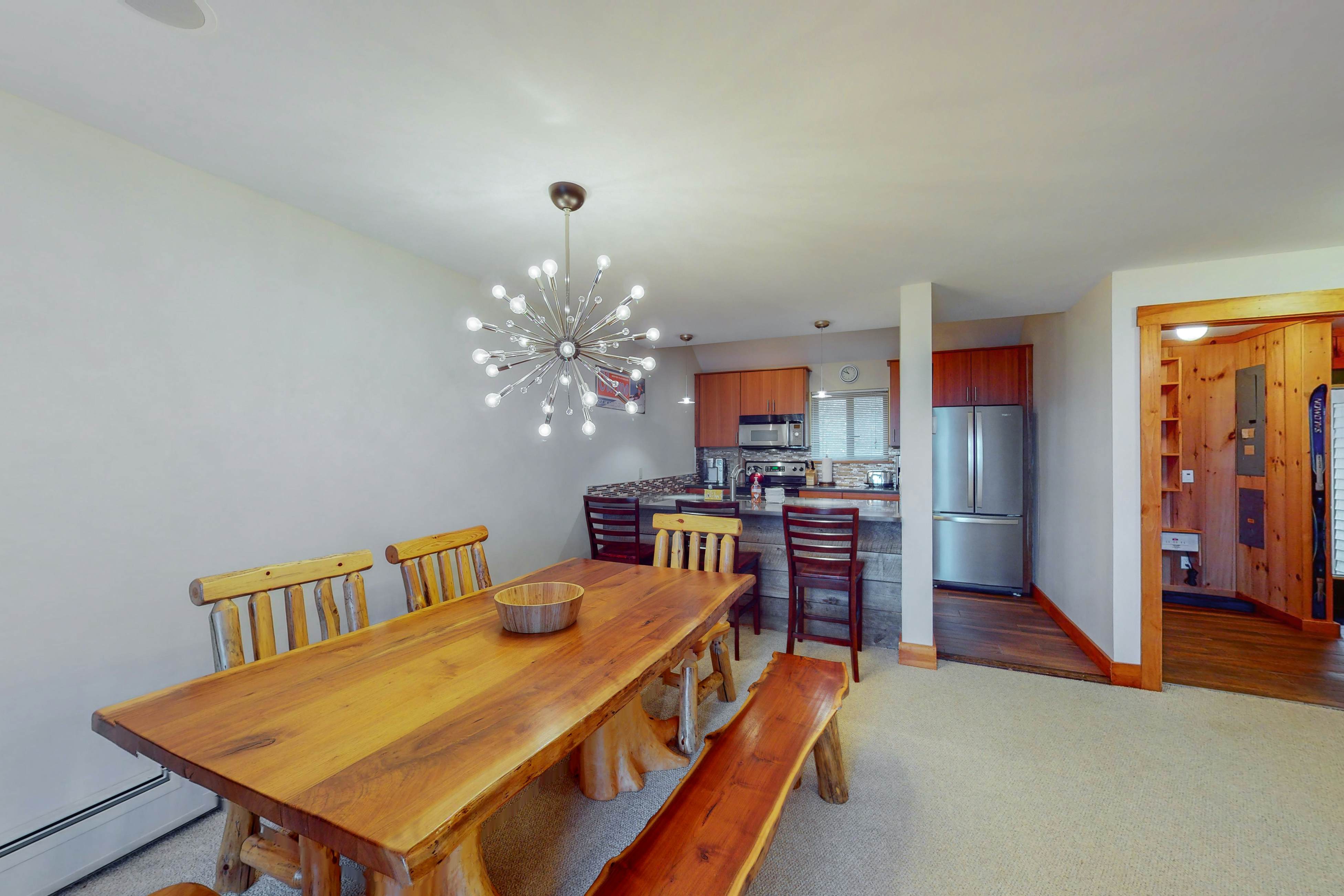 Sachem Slopeside - Okemo Trailside 21B