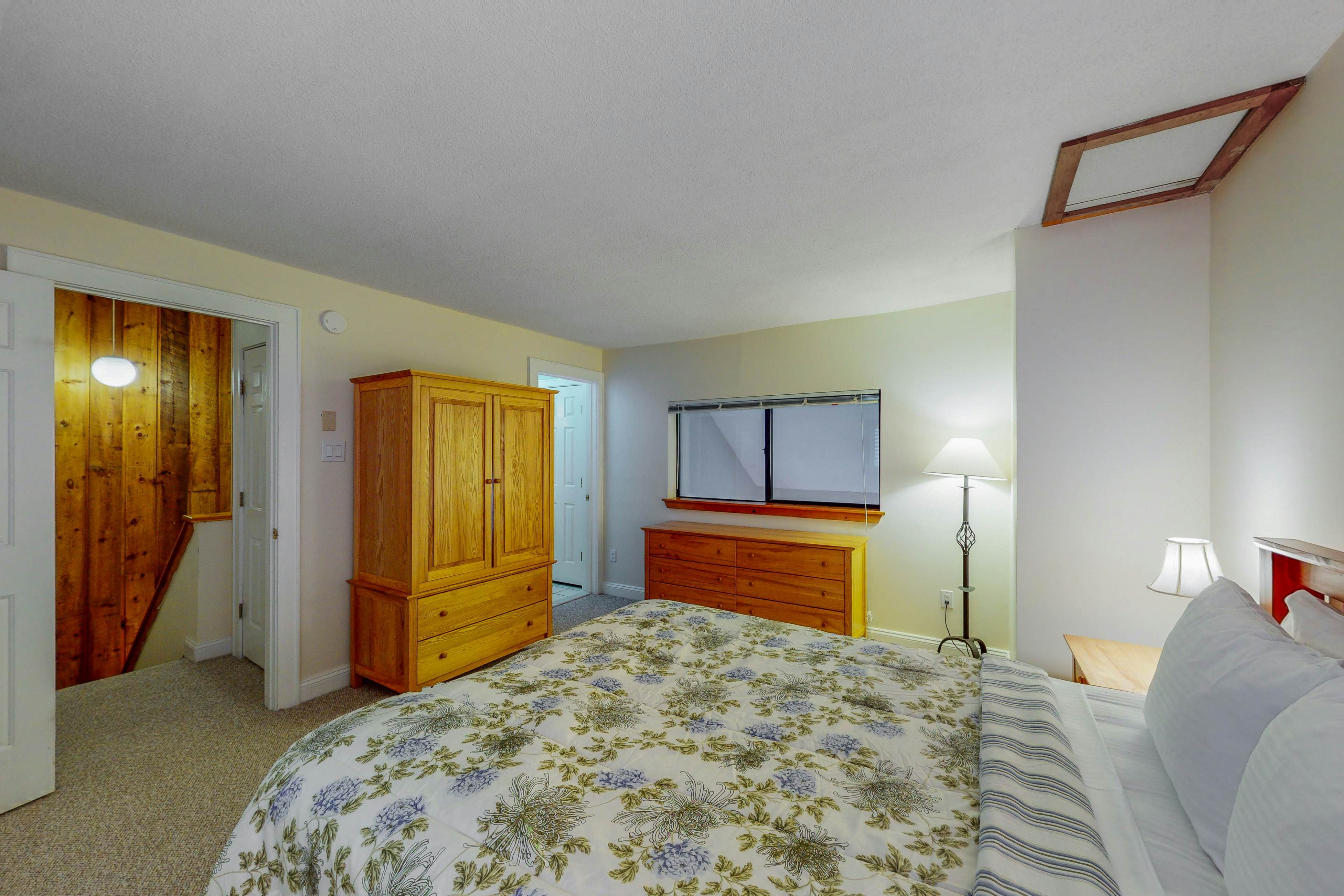 Sachem Slopeside - Okemo Trailside 21B