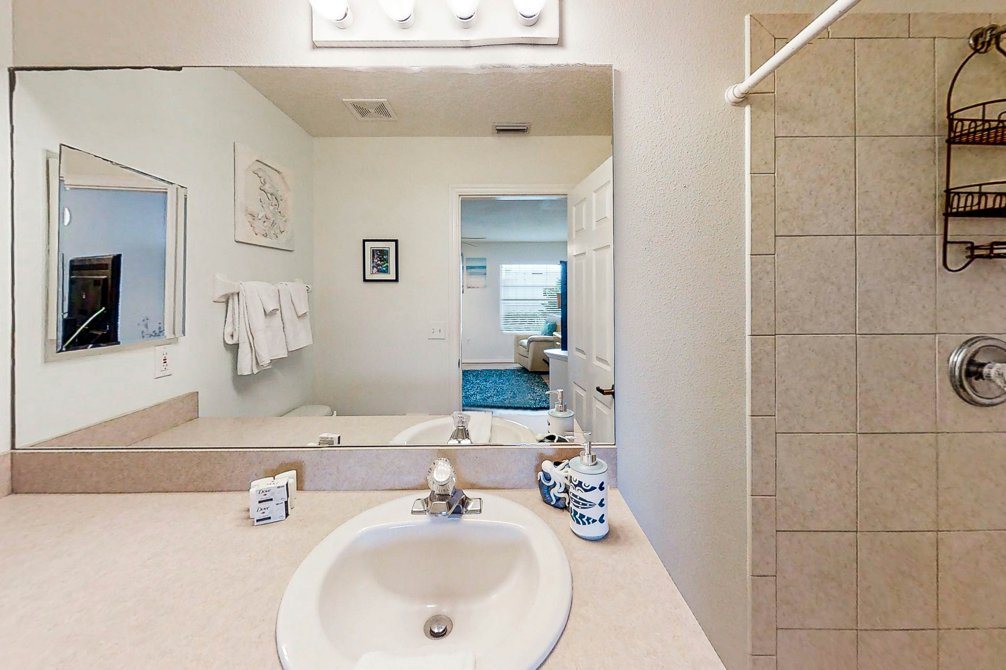 Captain's Cove 207 2 BD Indian Shores, FL Vacation Rental Vacasa