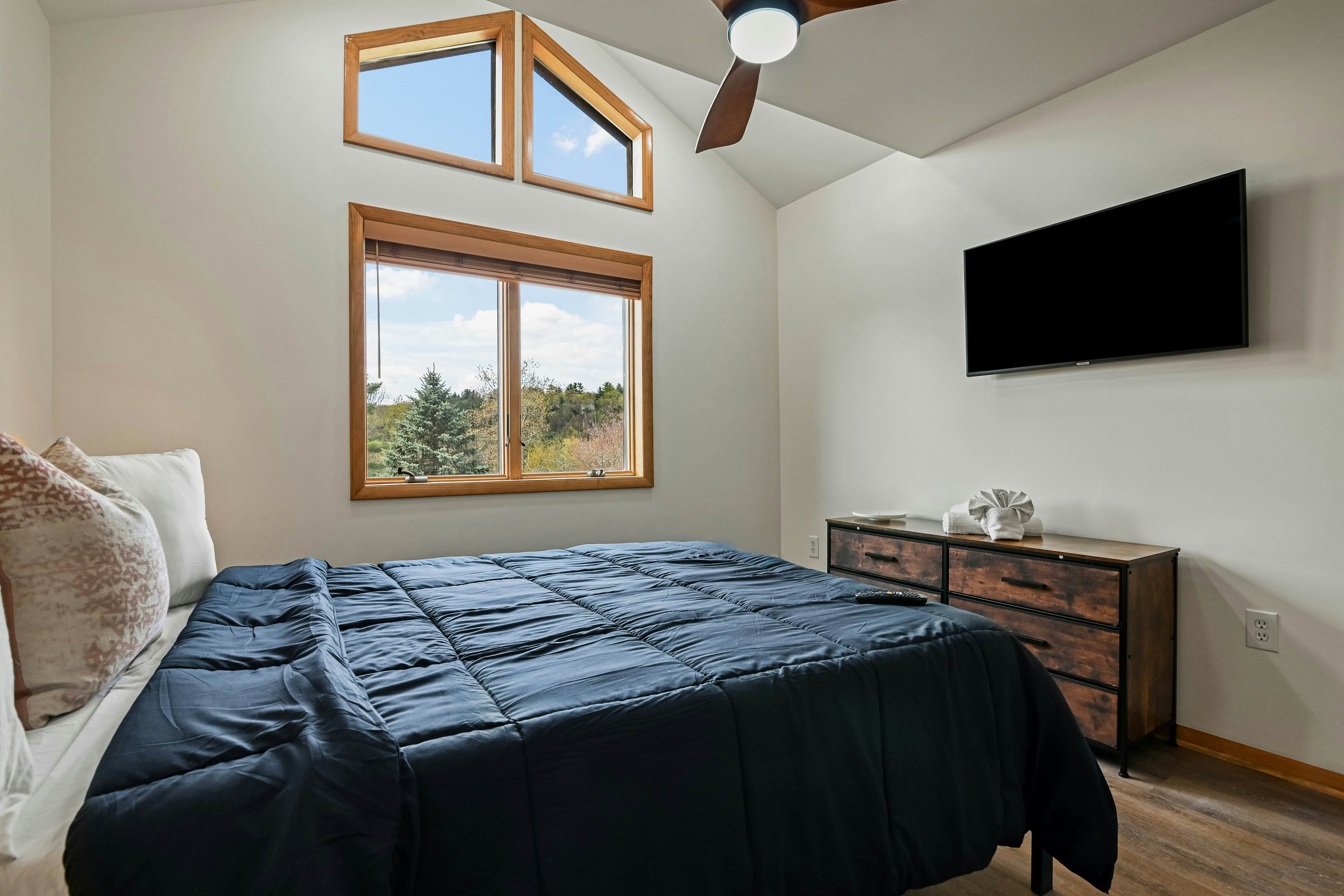 Blue Mountain Escape