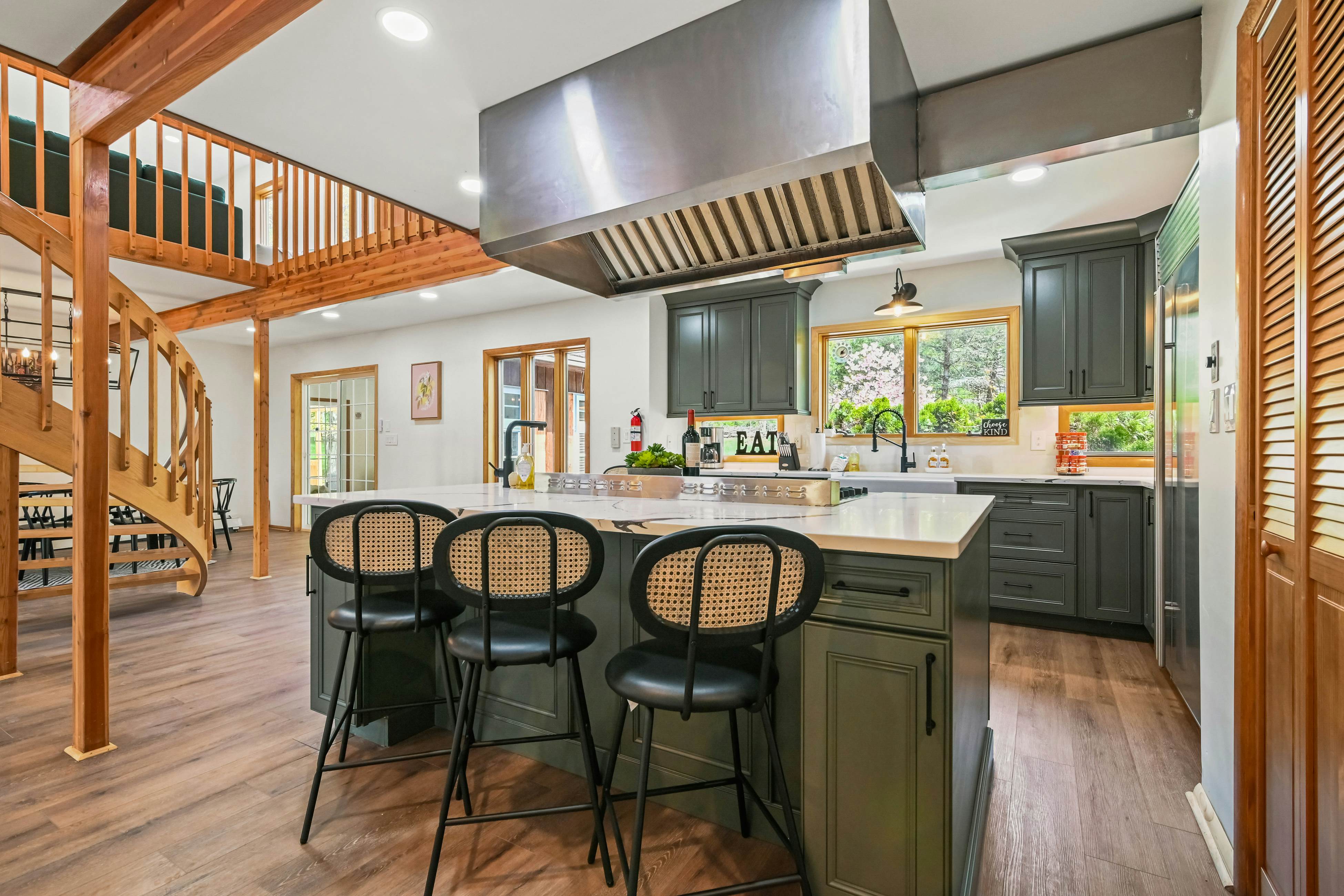 Blue Mountain Escape