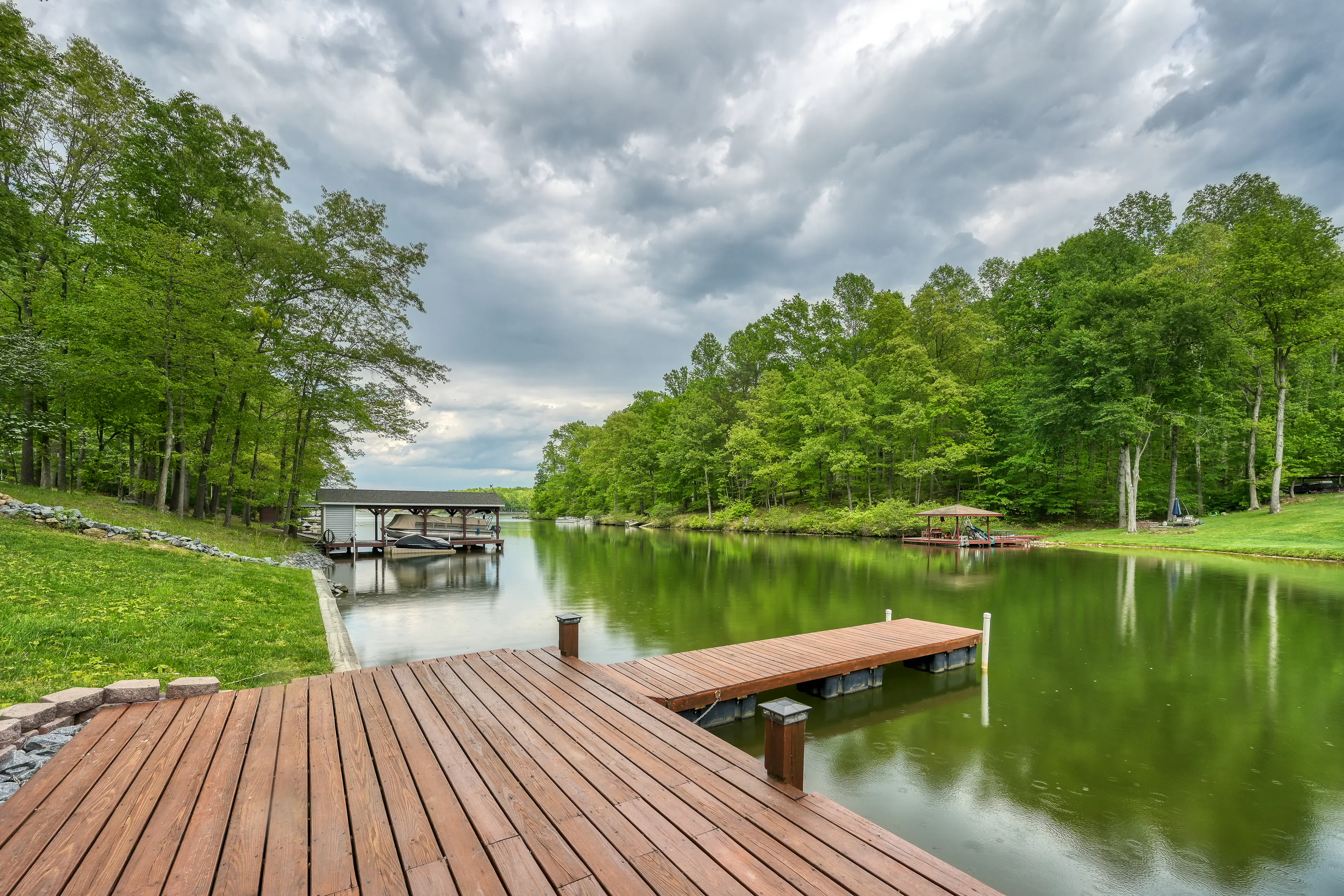 The Lakeside Oasis 7 BD Mineral VA Vacation Rental Vacasa the-lakeside-oasis-7-bd-mineral-va-vacation-rental-vacasa