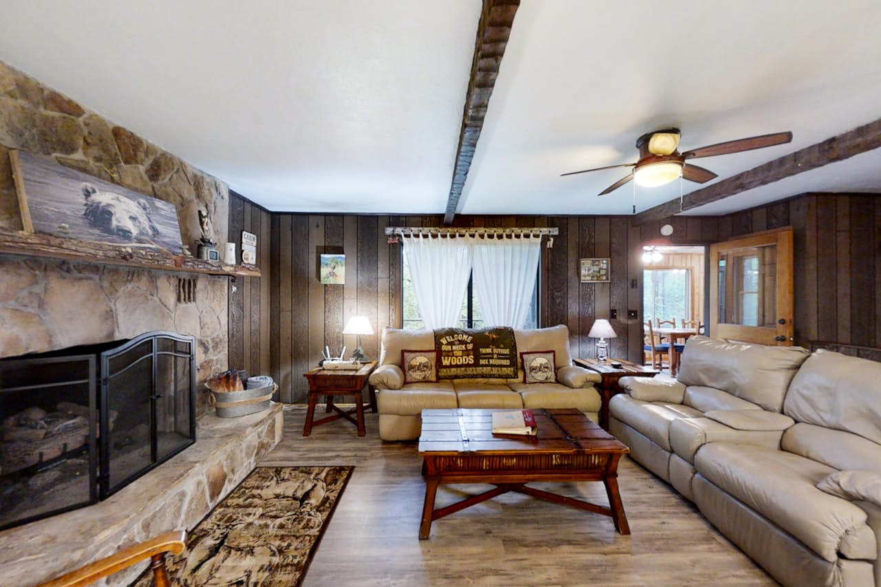 Peaceful Woodlands 3 BD Murphy, NC Vacation Rental Vacasa