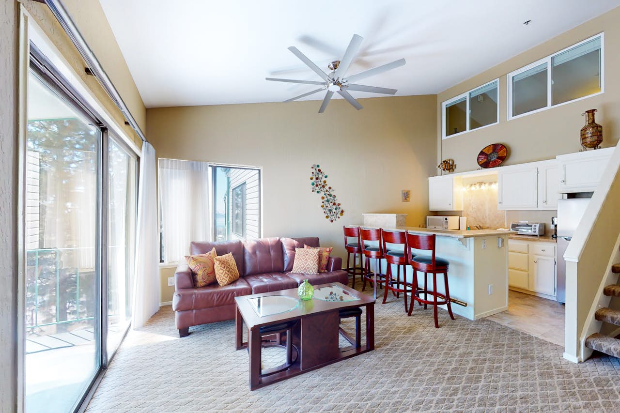 Mountain Majesty 1 BD Stateline, NV Vacation Rental Vacasa