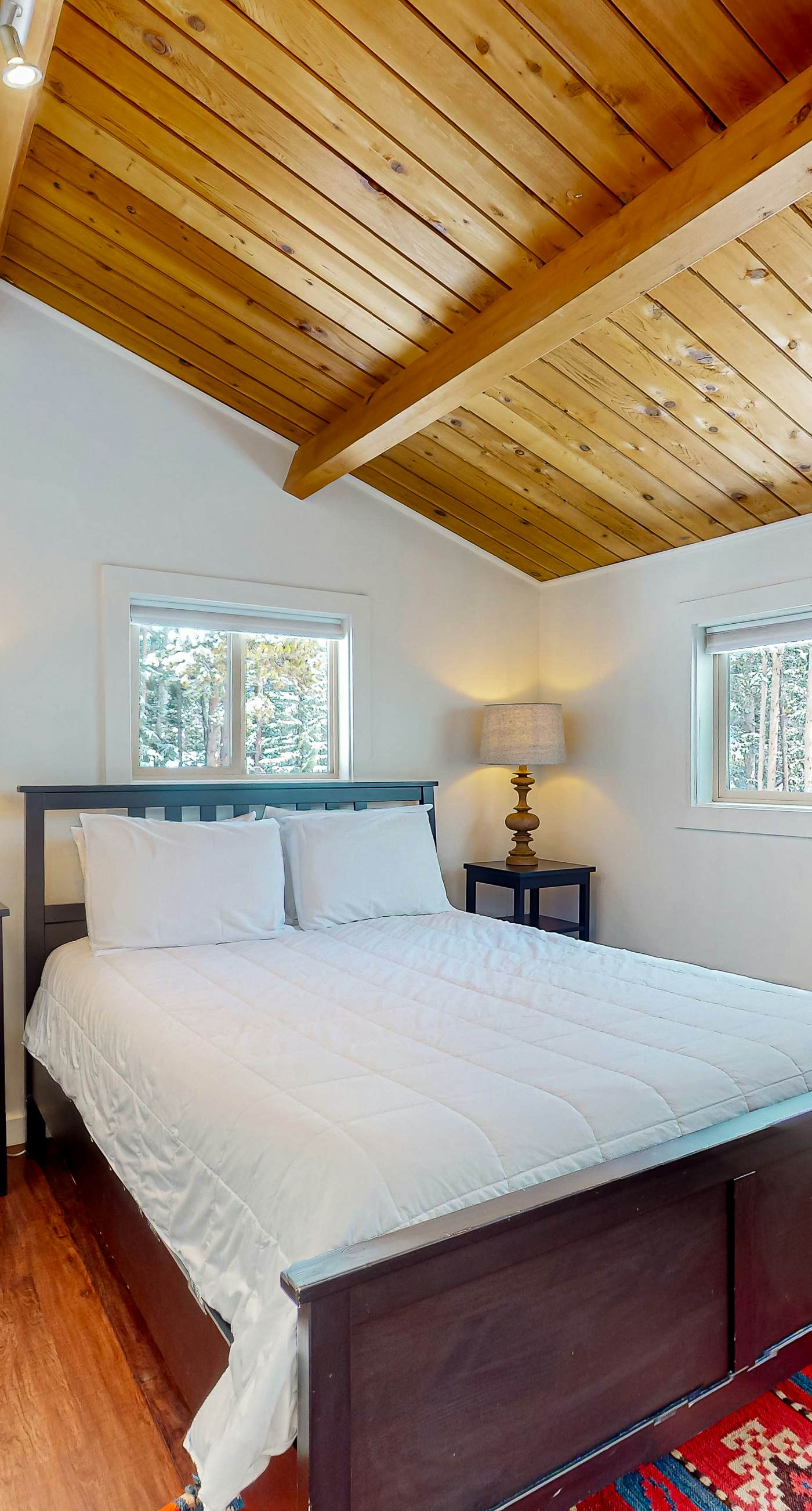 Fox Den-Mountain Luxe