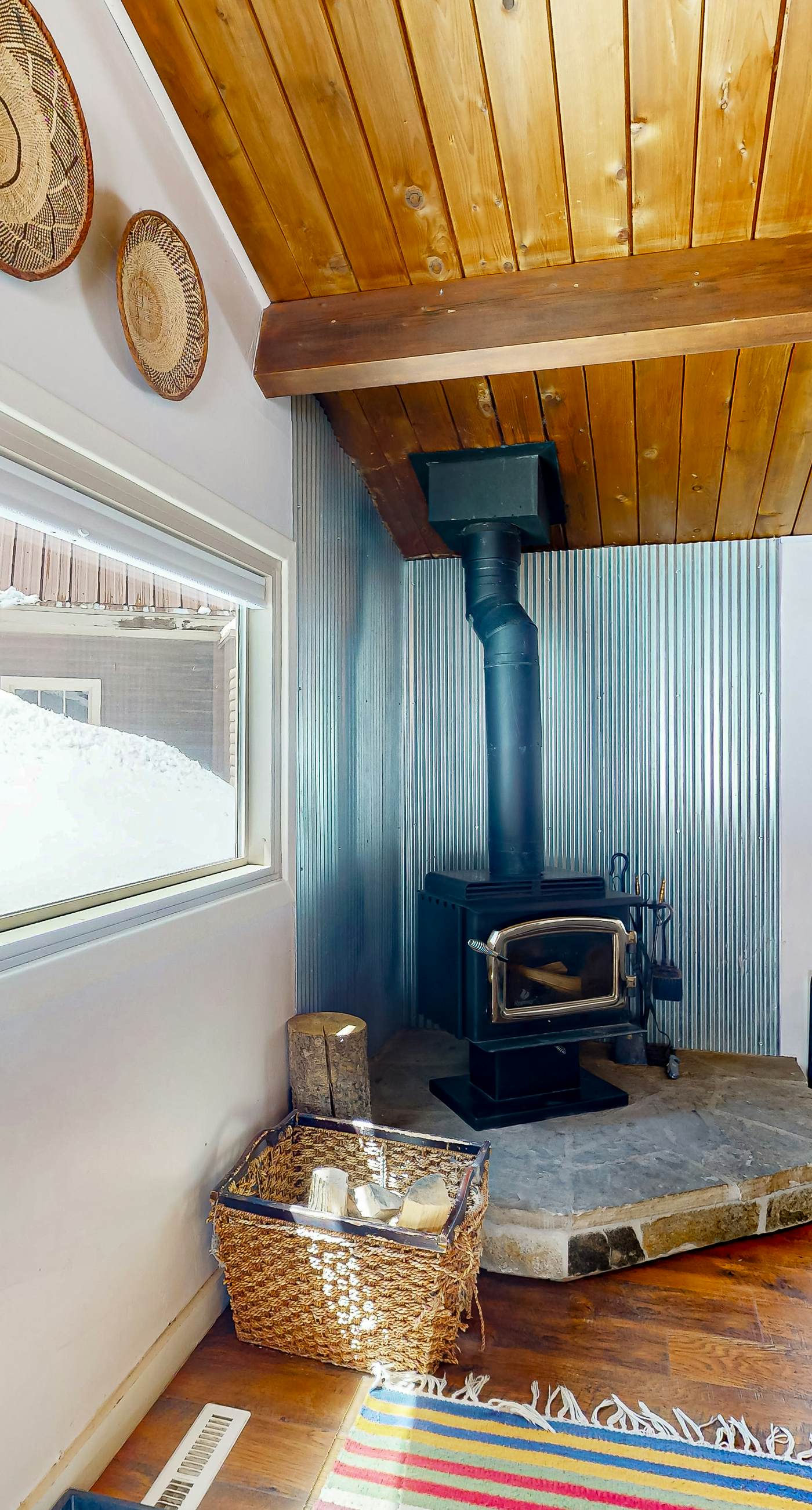 Fox Den-Mountain Luxe