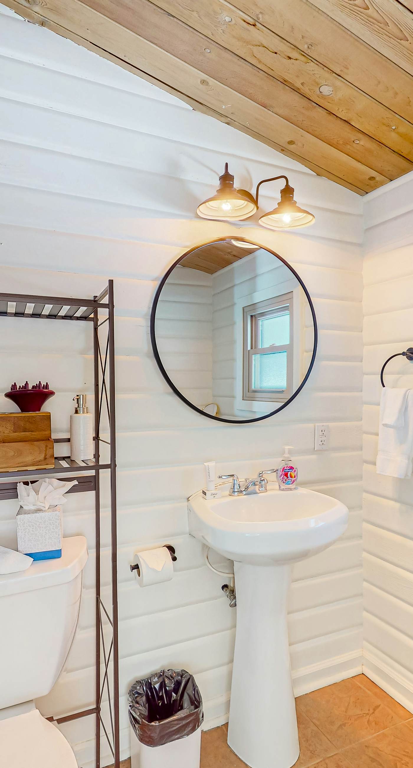 Fox Den-Mountain Luxe