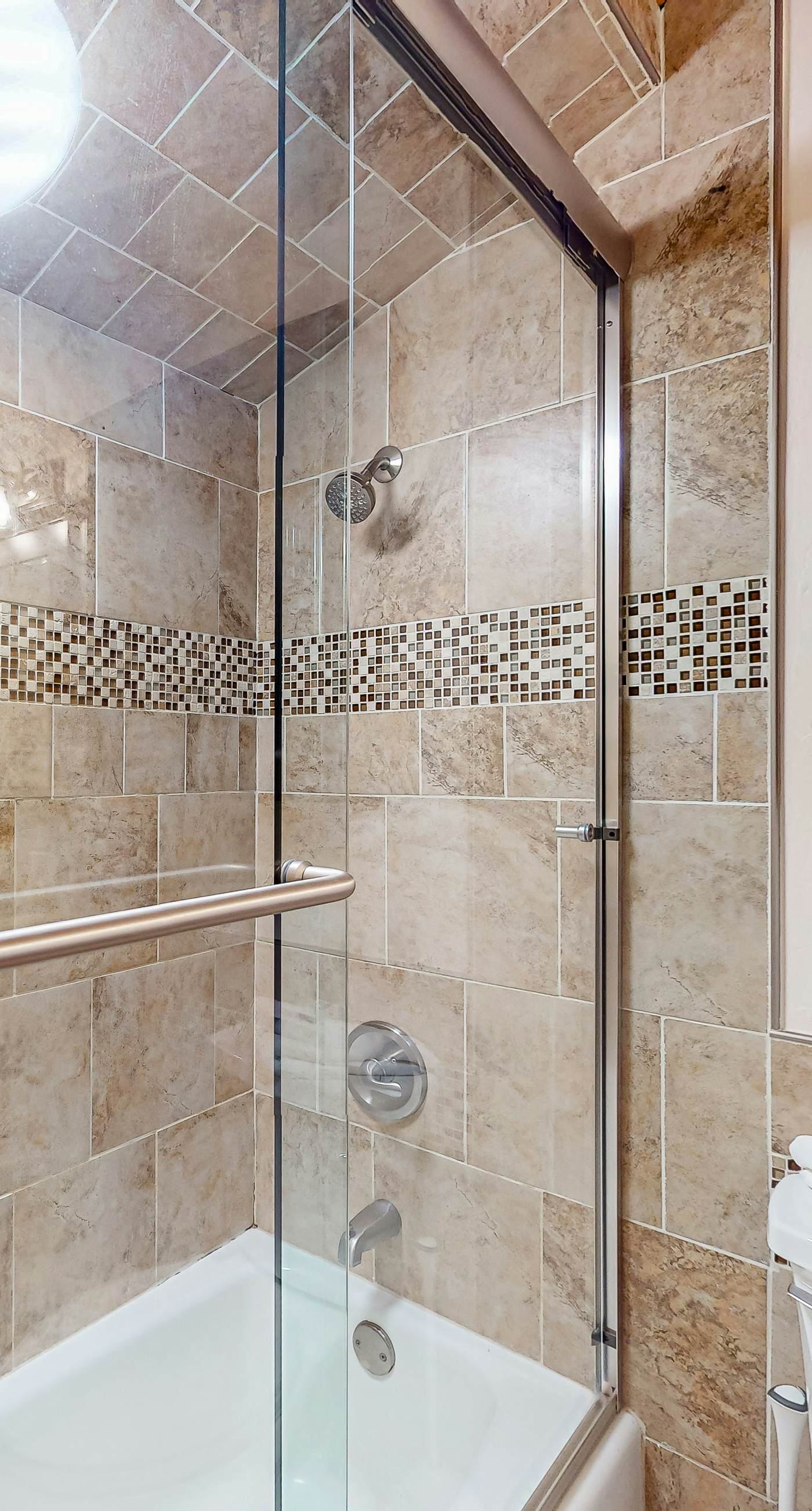 Fox Den-Mountain Luxe