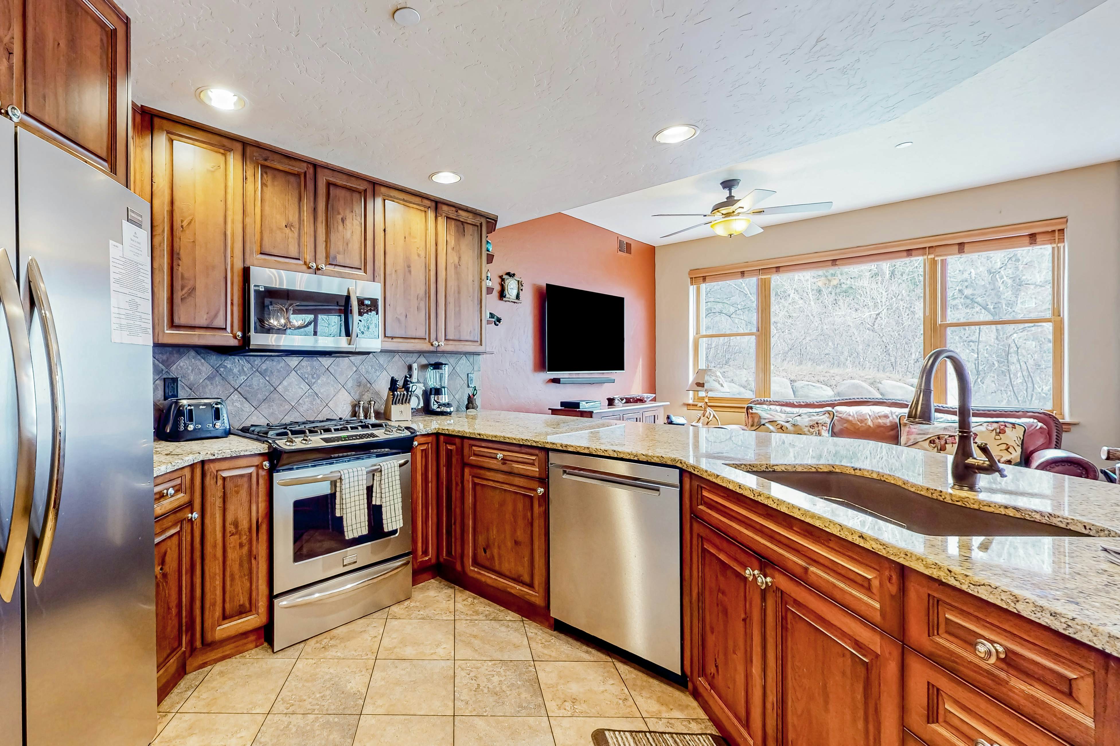 Evergreen Retreat, Unit 101