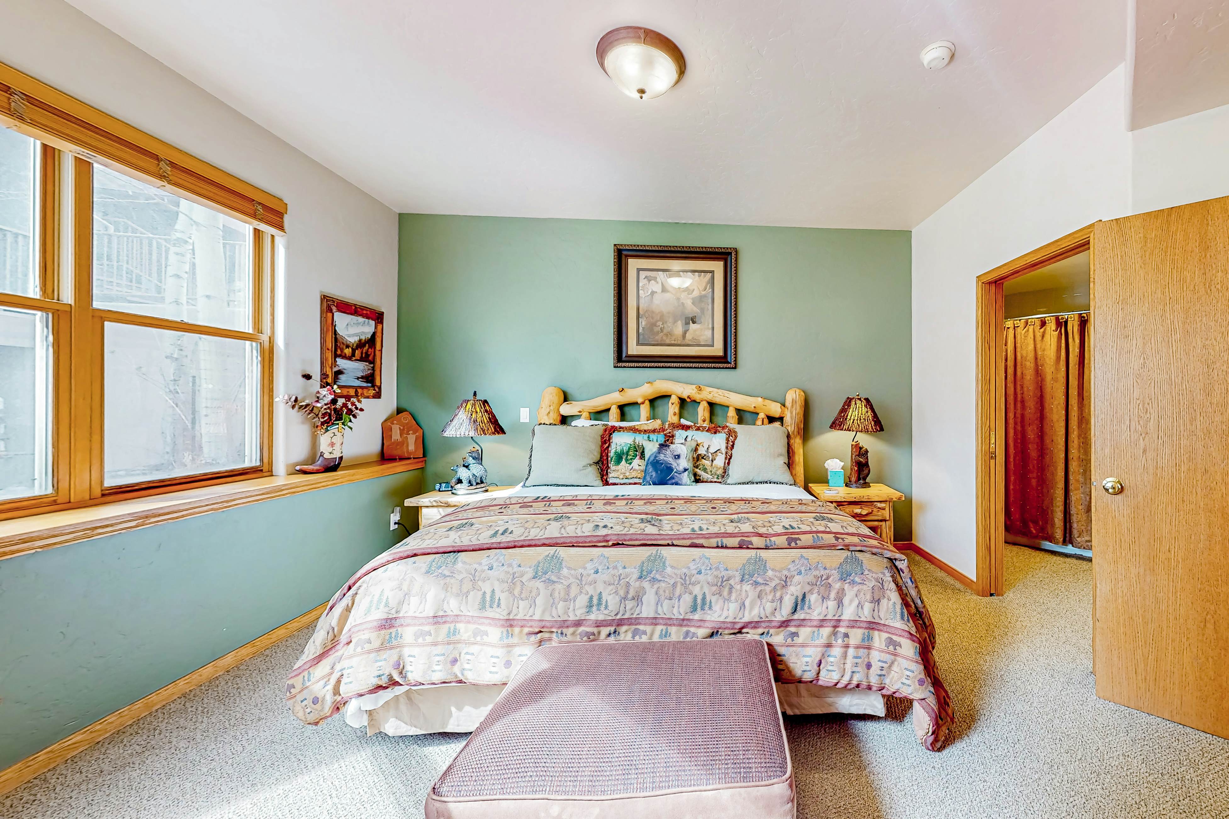 Evergreen Retreat, Unit 101