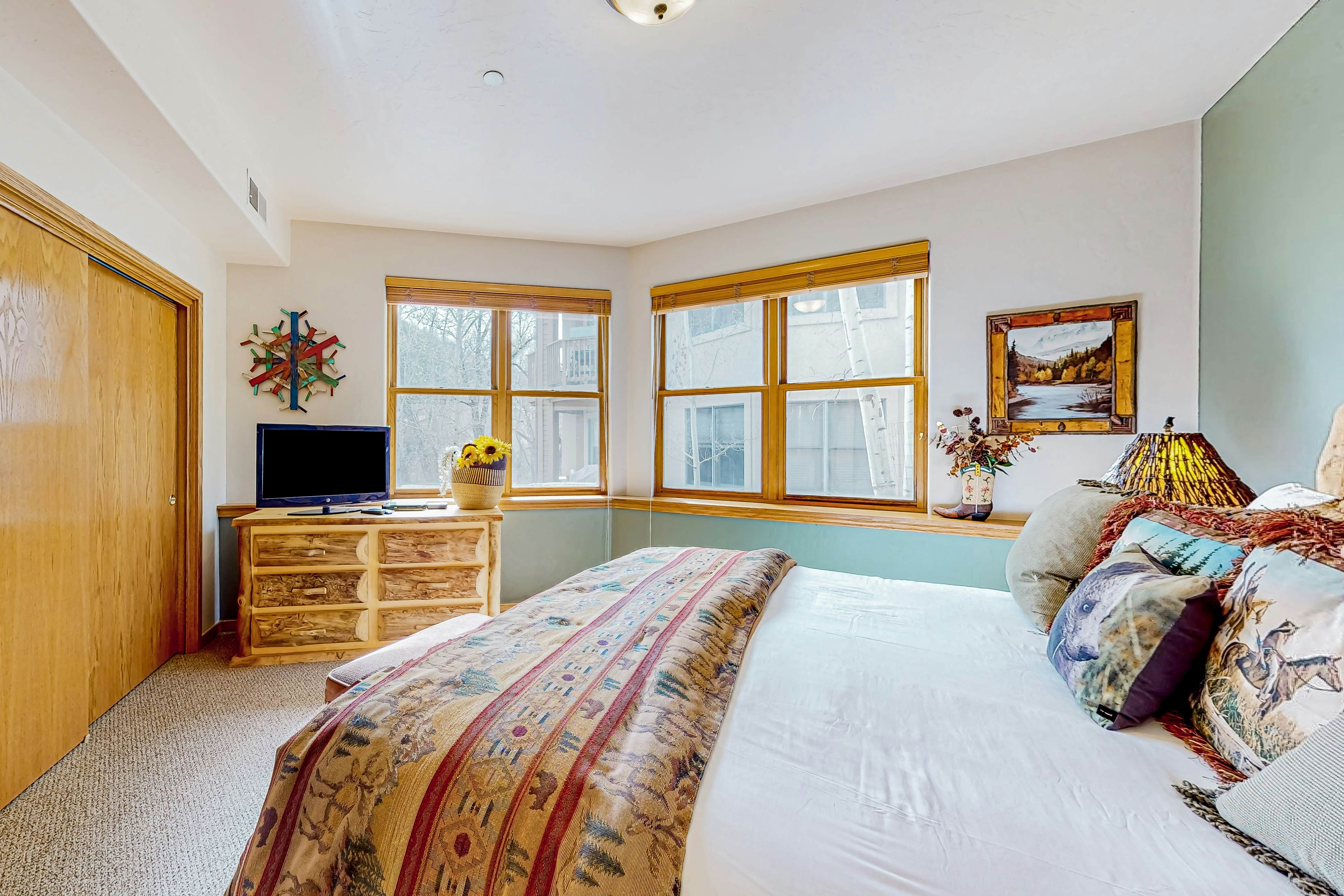 Evergreen Retreat, Unit 101