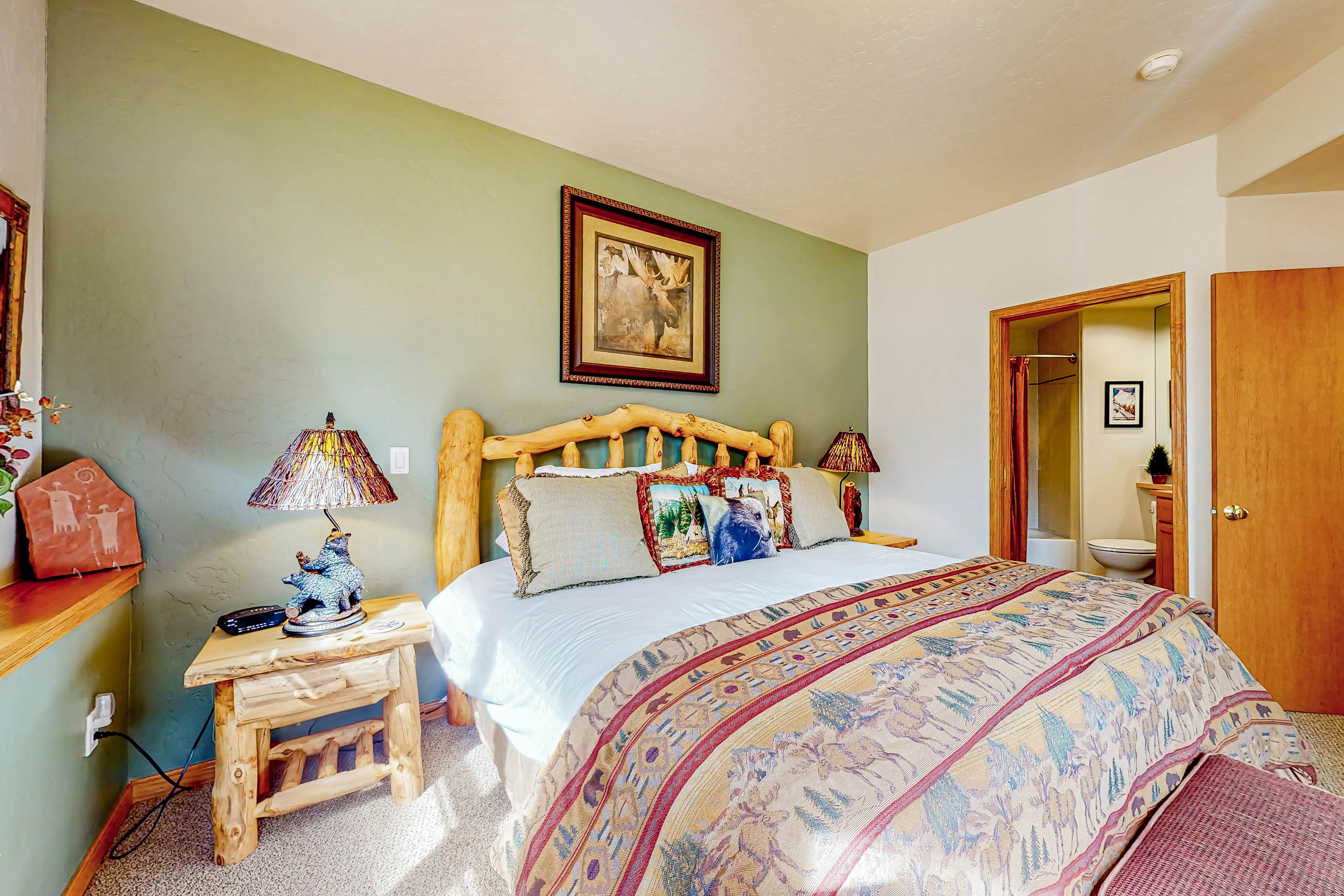 Evergreen Retreat, Unit 101