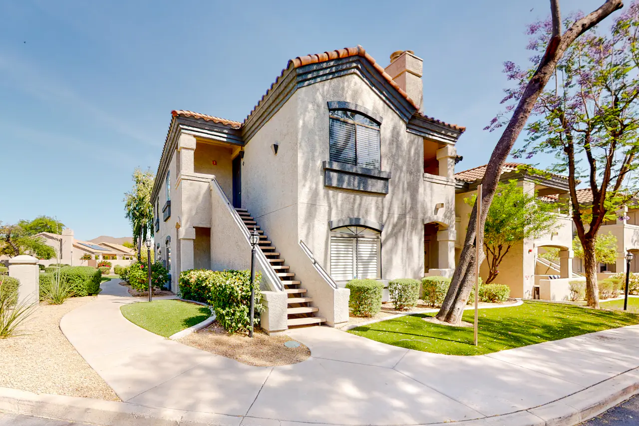 Scottsdale's Finest 2061 2 BD Scottsdale, AZ Vacation Rental Vacasa