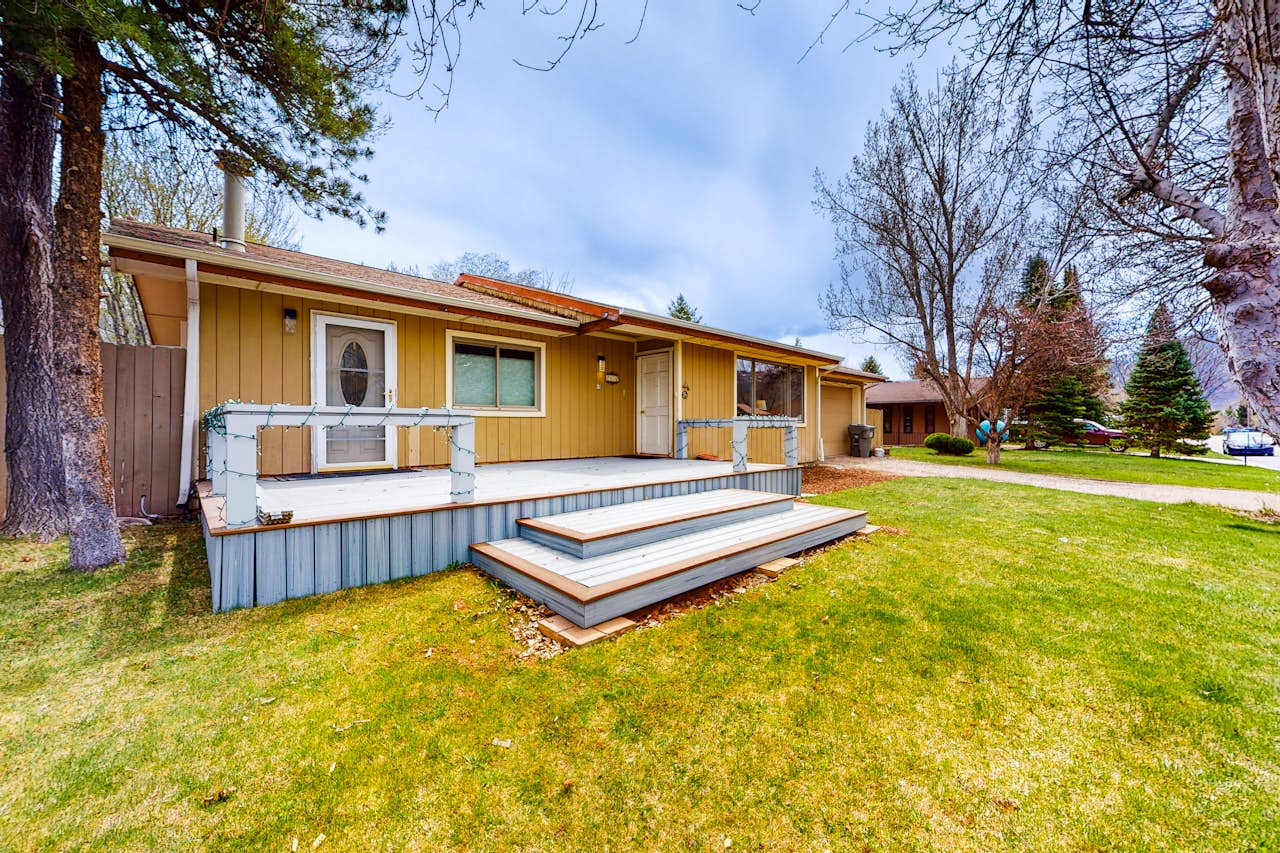 Crown Mountain Retreat 3 BD Carbondale, CO Vacation Rental Vacasa