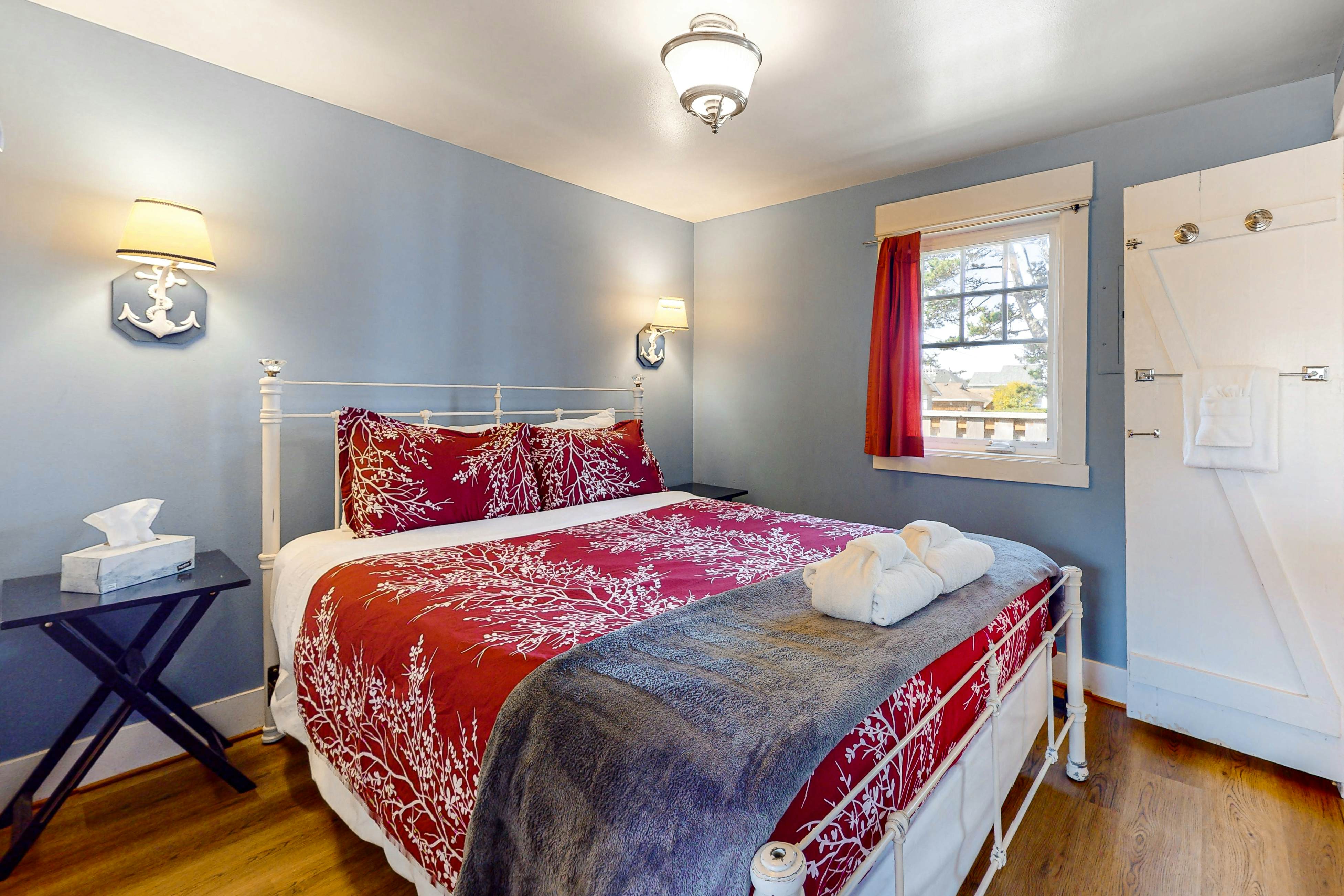 Hidden Villa Cottage #1 - The Nautical Cottage