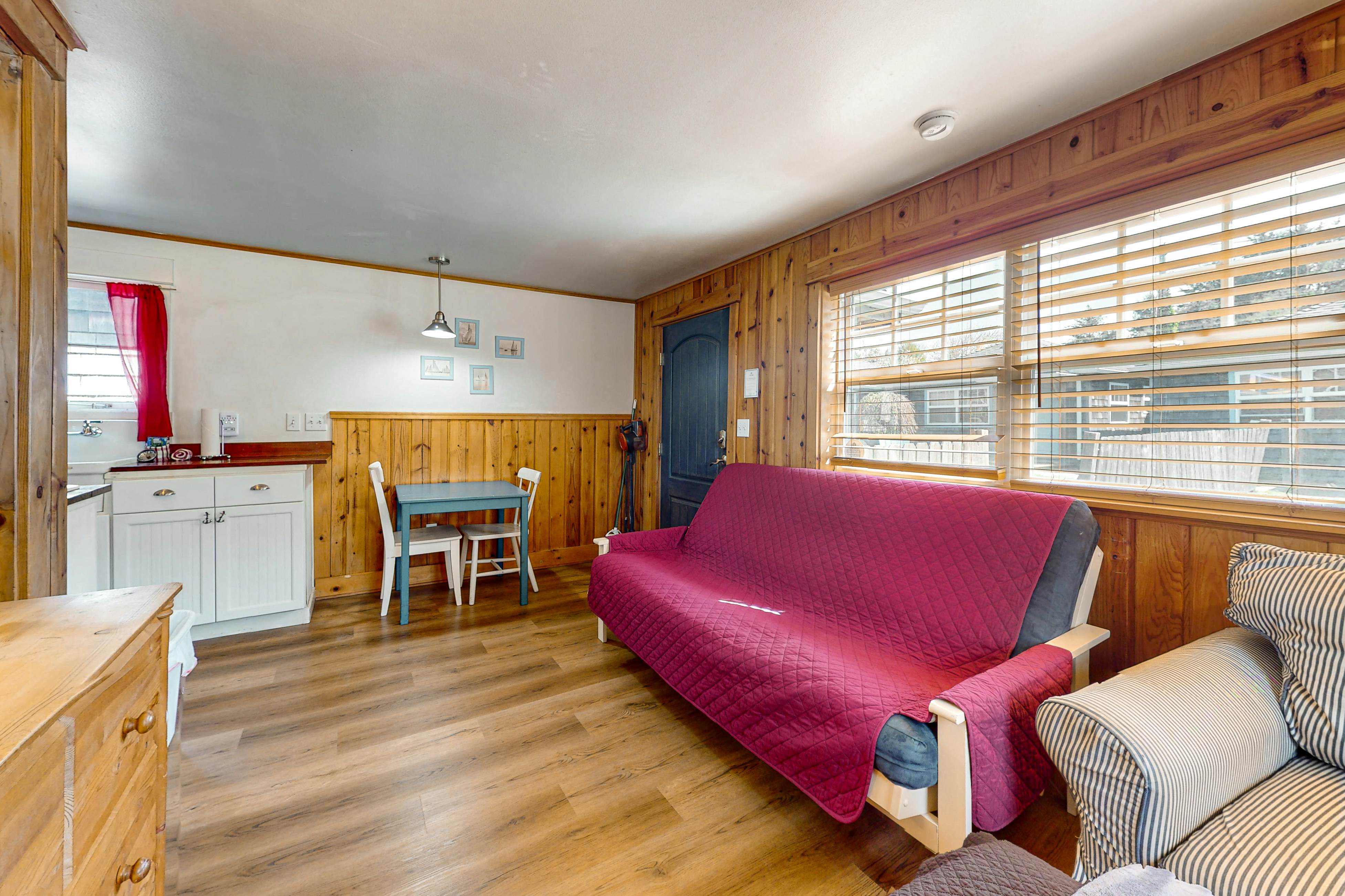 Hidden Villa Cottage #1 - The Nautical Cottage