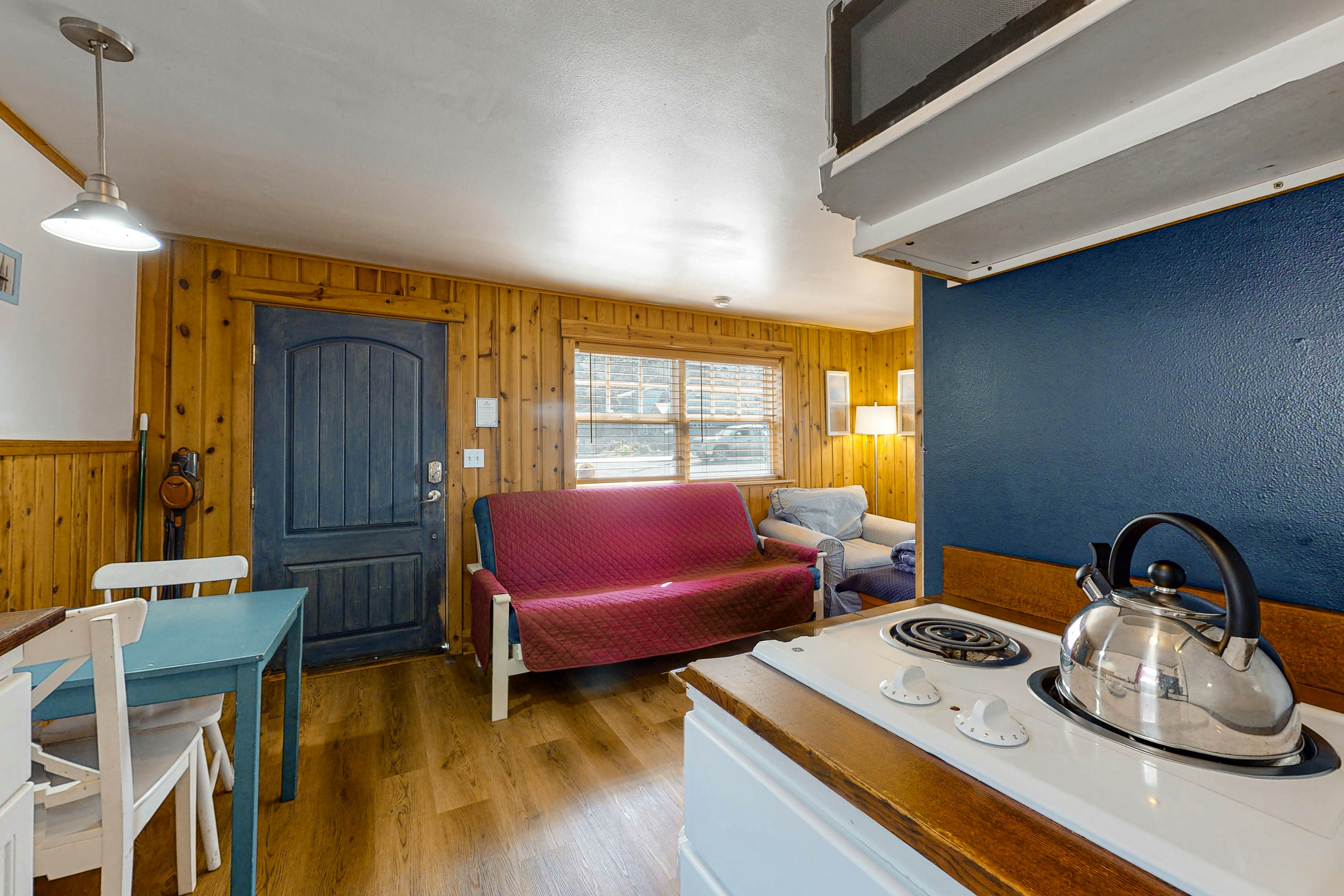 Hidden Villa Cottage #1 - The Nautical Cottage