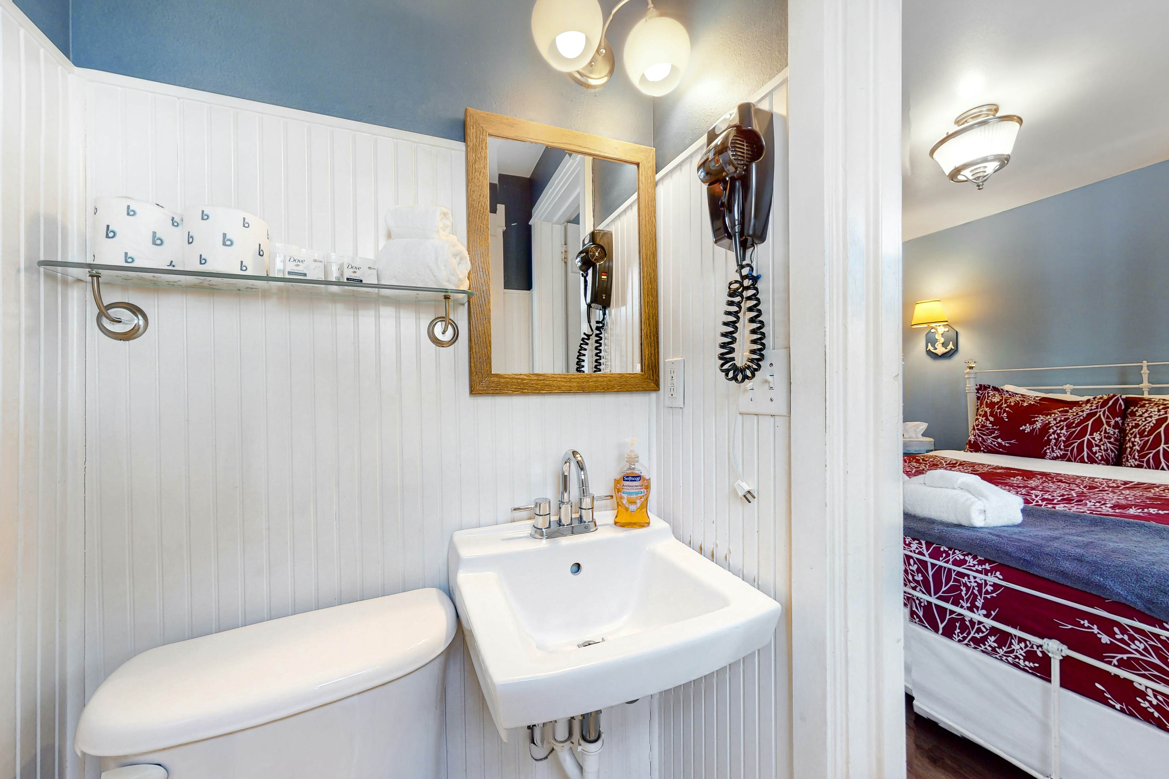 Hidden Villa Cottage #1 - The Nautical Cottage