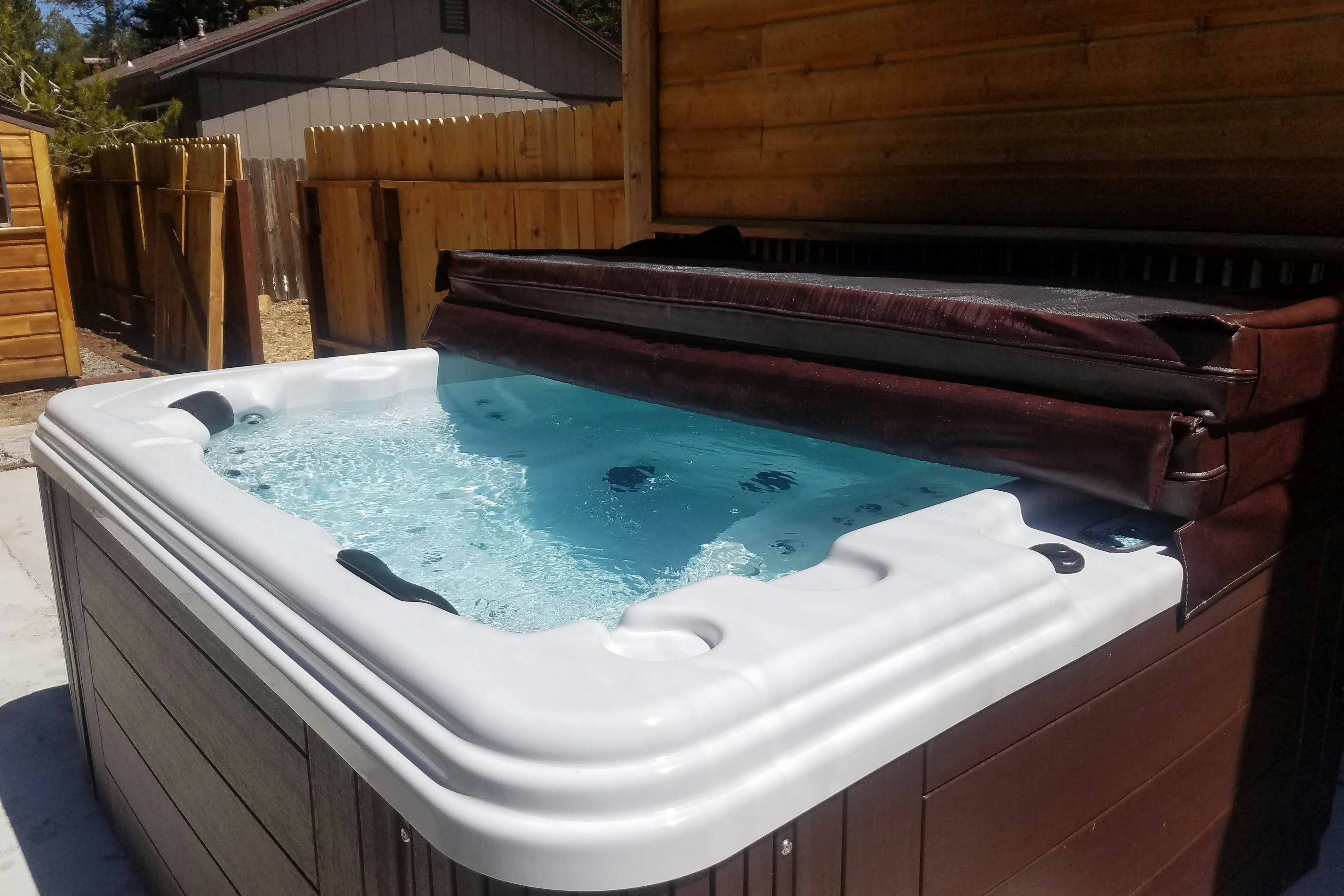 Pine Lantern Retreat