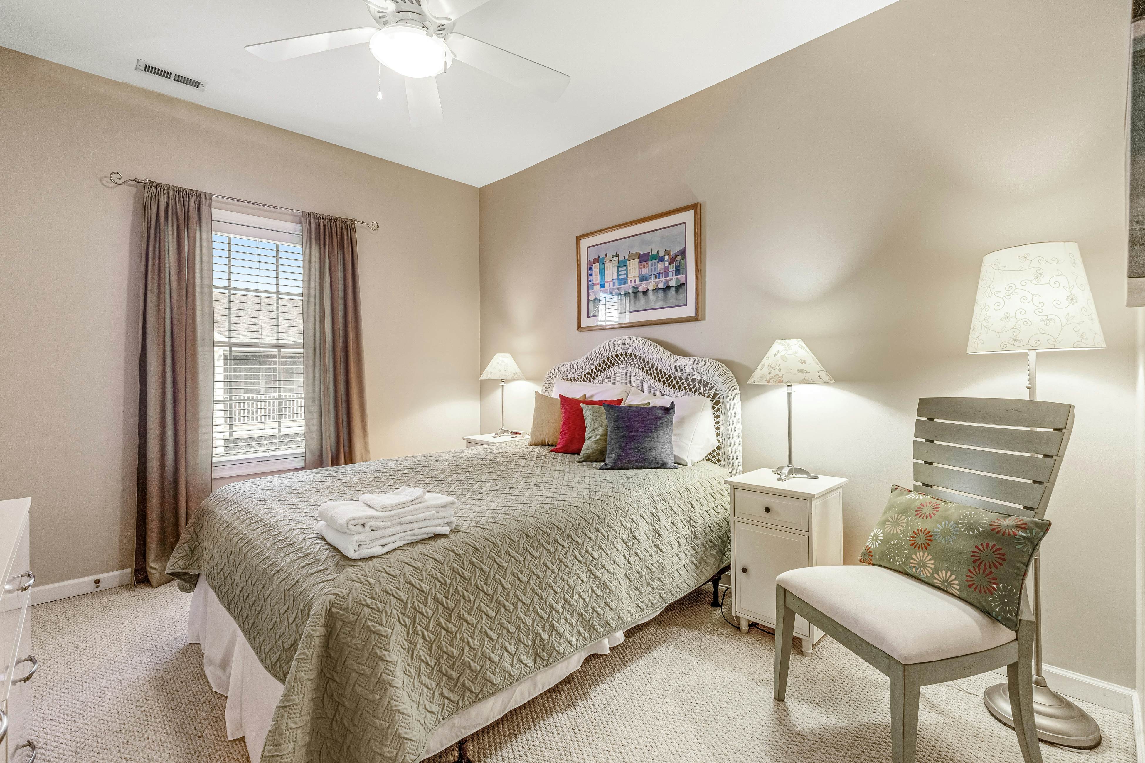 Creekwood 400 Cascade Ln Unit 418 2 BD Rehoboth Beach, DE Vacation Rental Vacasa