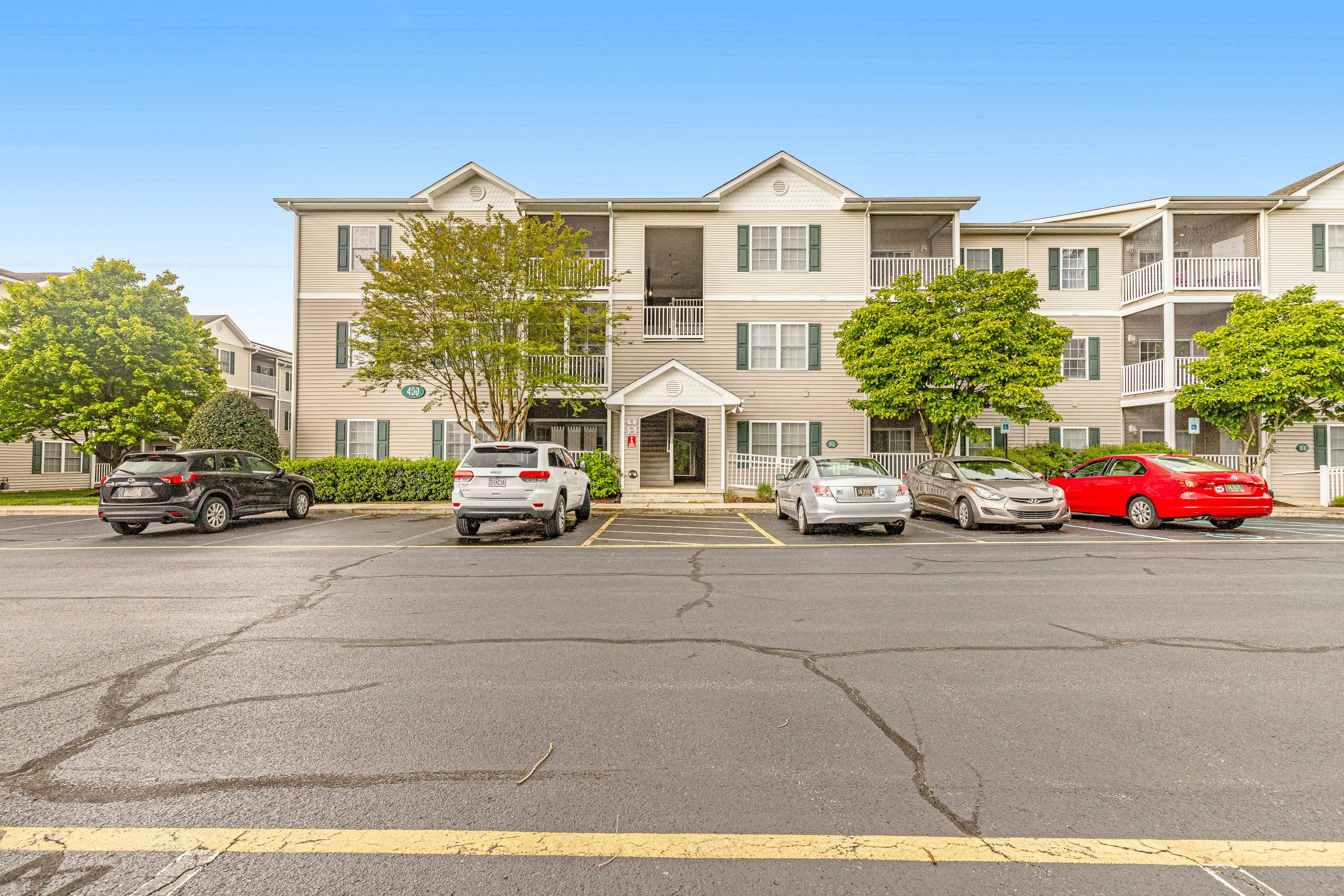 Creekwood 400 Cascade Ln Unit 418 2 BD Rehoboth Beach, DE Vacation