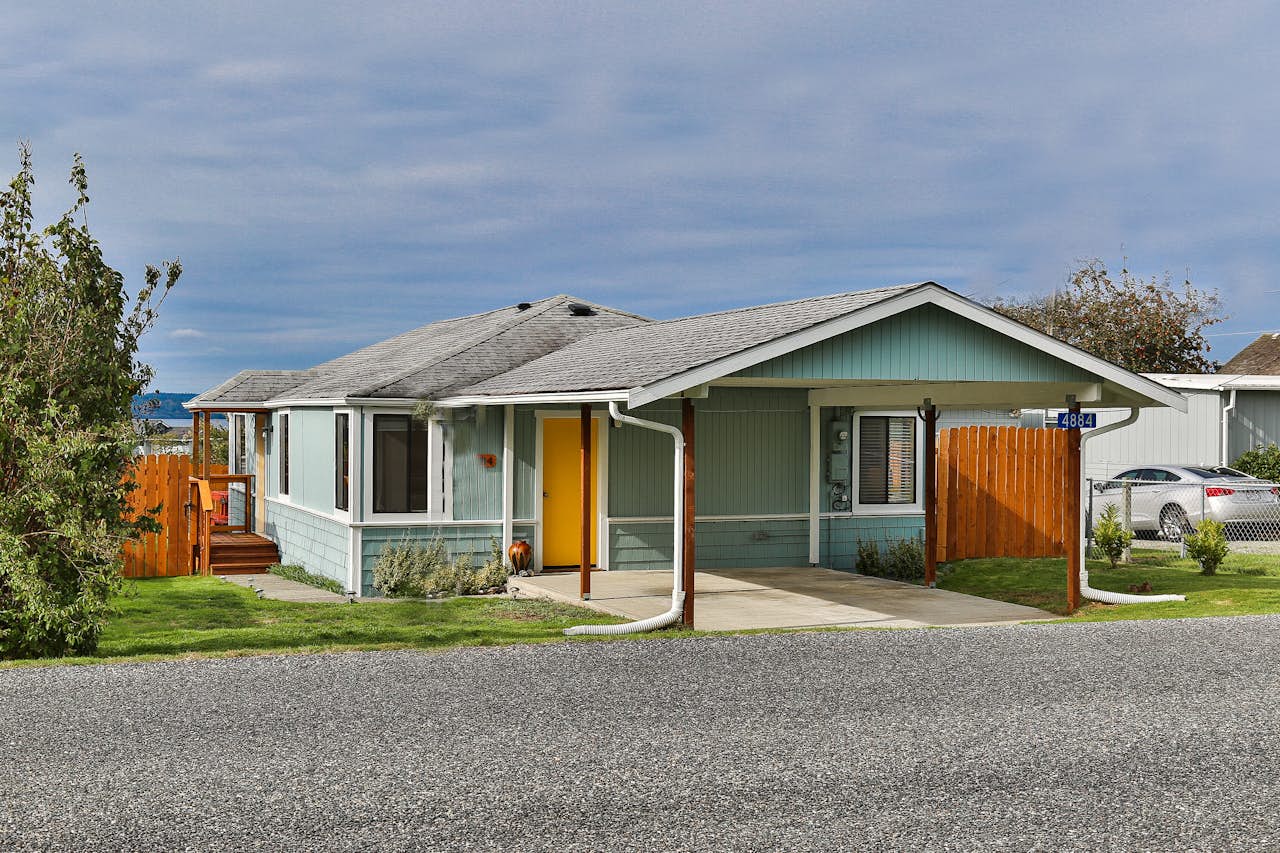 The Whidbnb Overlook 3 BD Freeland, WA Vacation Rental Vacasa