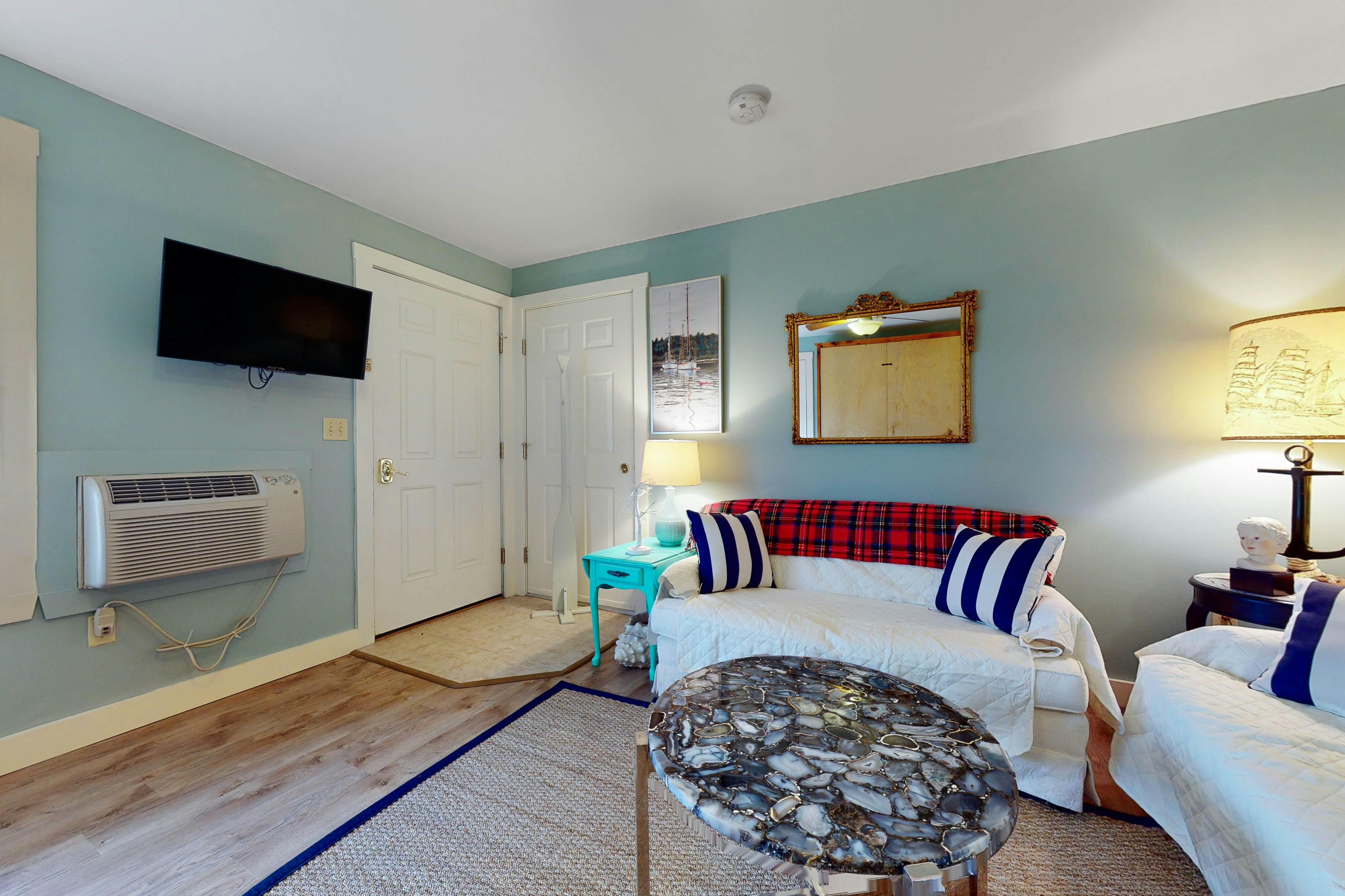 Belle of Maine Cottages, Condos Wells, ME Vacasa