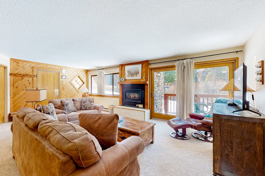 Pine Ridge 08A 2 BD Breckenridge, CO Vacation Rental Vacasa