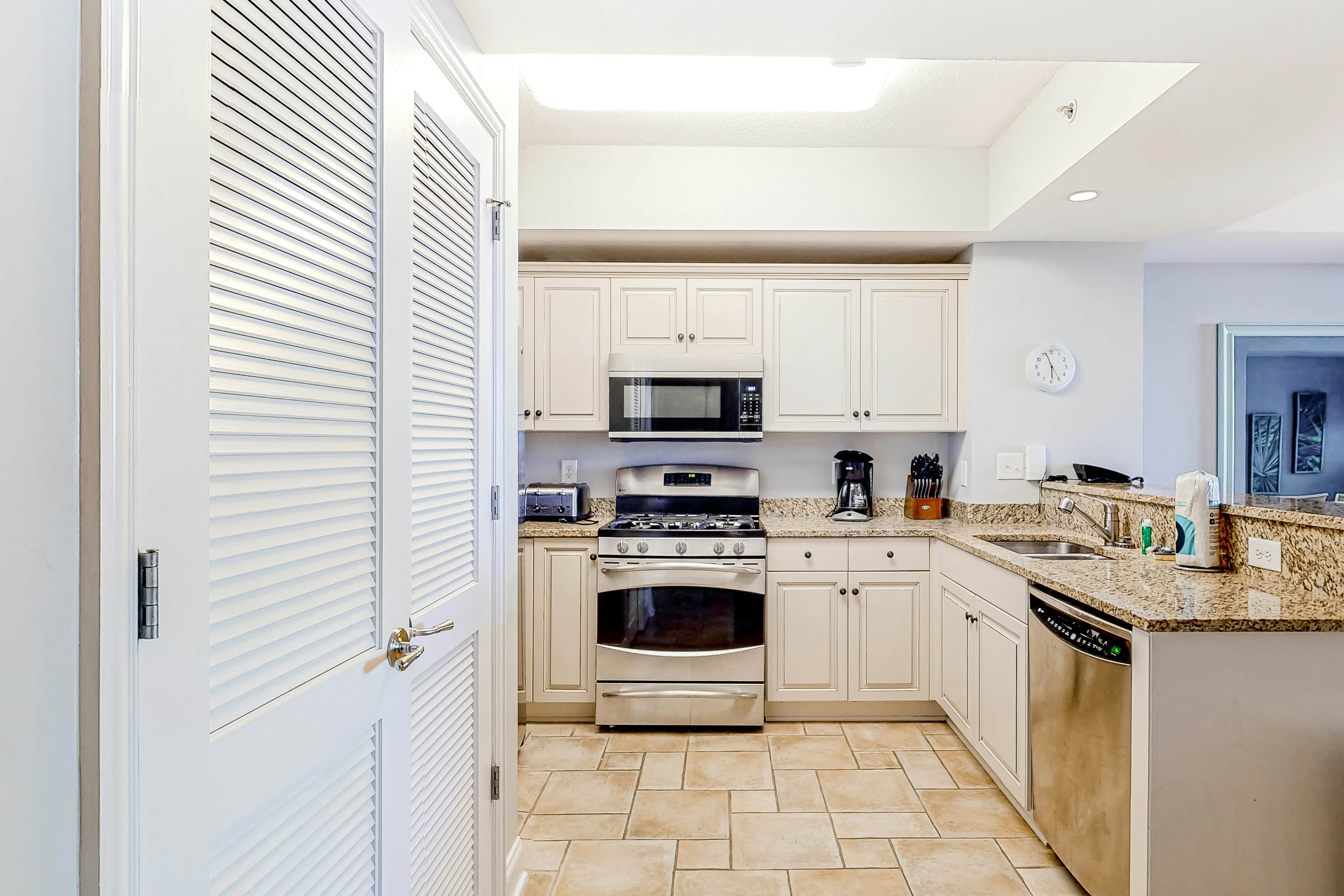 North Beach Towers 213