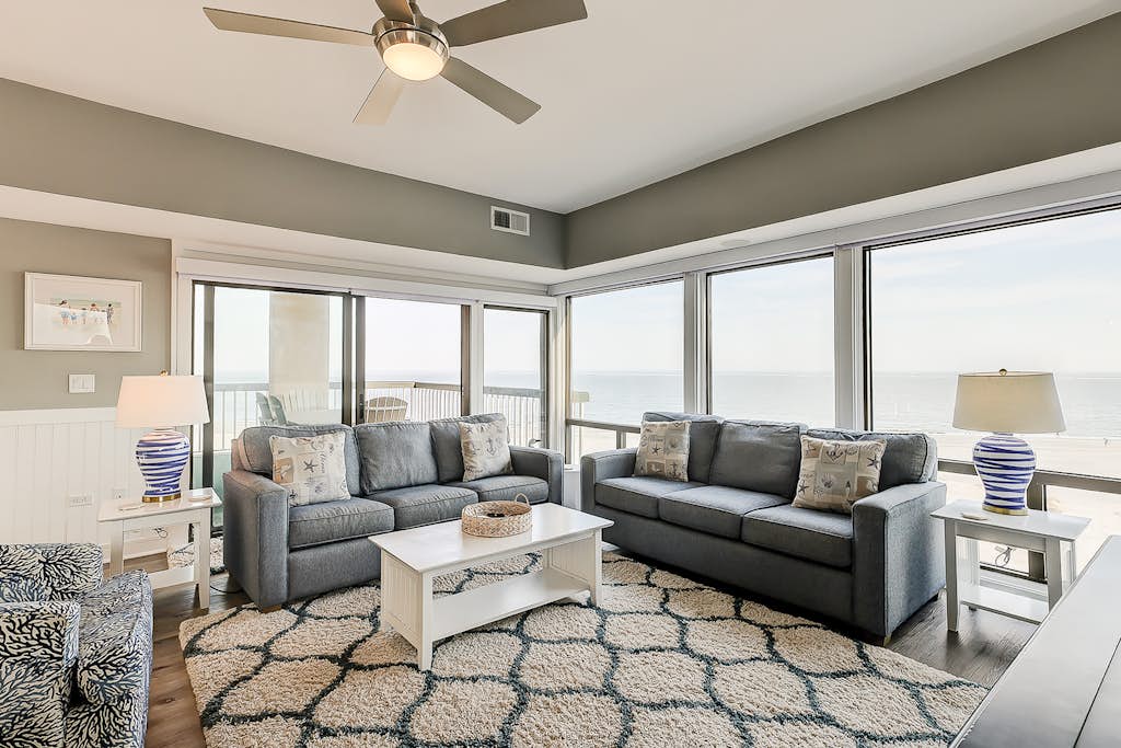 Oceanfront condo on the beach with shared pool, hot tub, & gorgeous decor — Isle of Palms, SC — vacation rental
