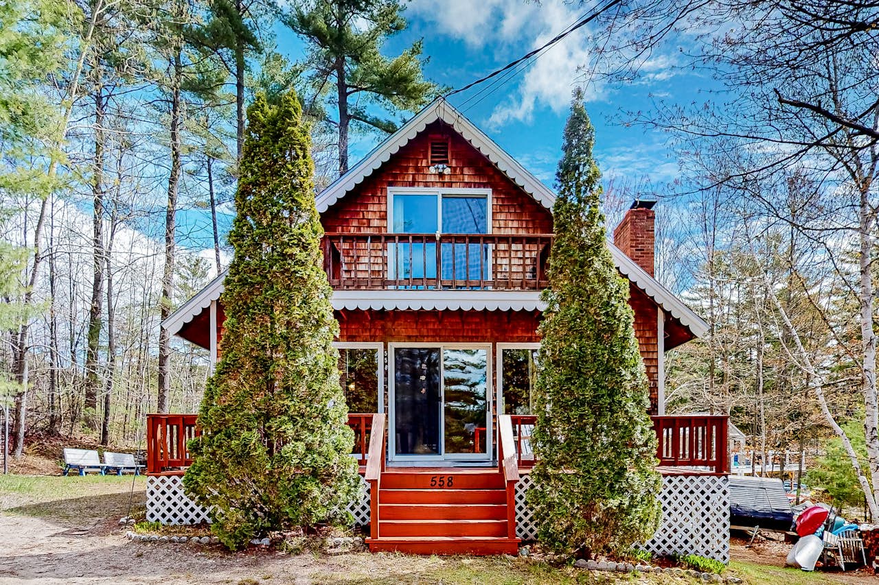 The Borrowing House 3 BD Wakefield, NH Vacation Rental Vacasa