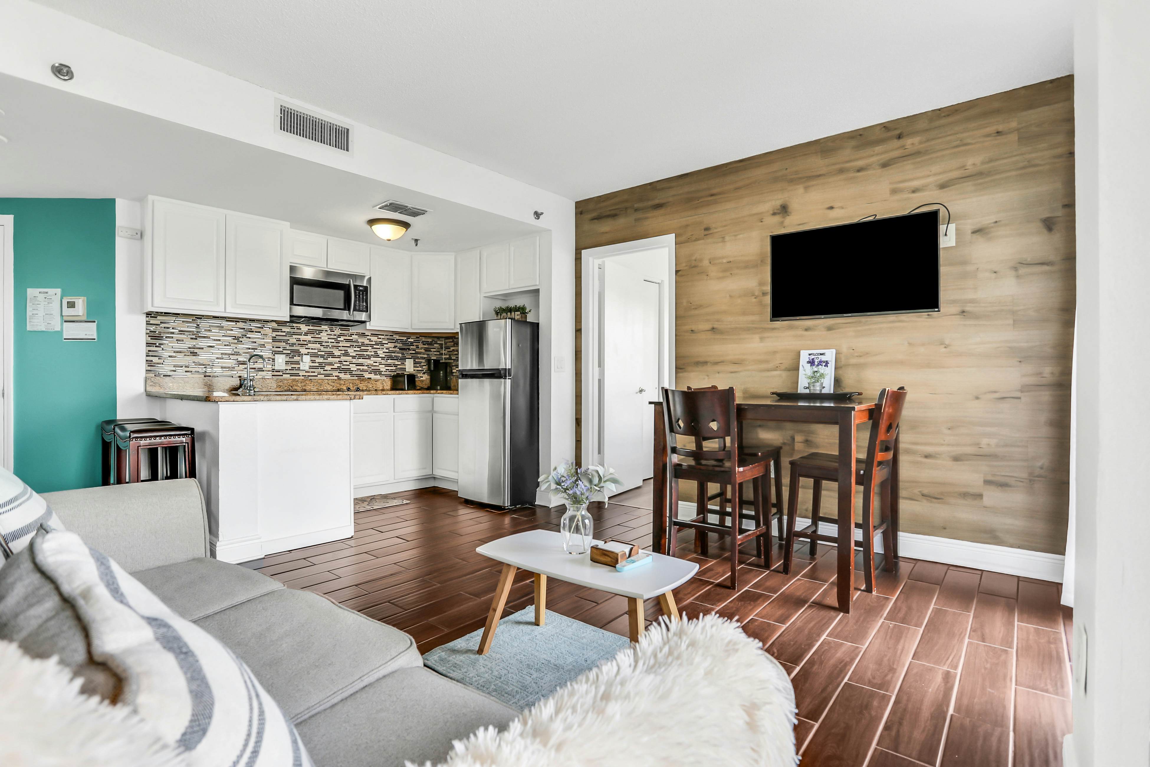 The Enclave Unit 1601 2 BD Orlando, FL Vacation Rental Vacasa